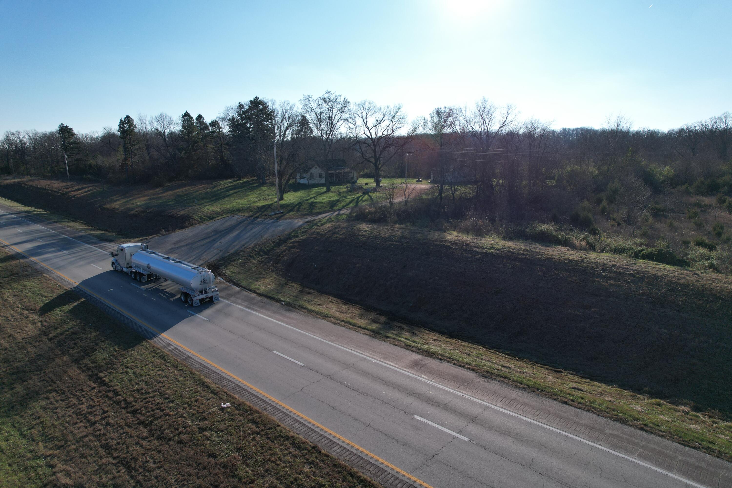 000 Highway 63 Property Photo 14