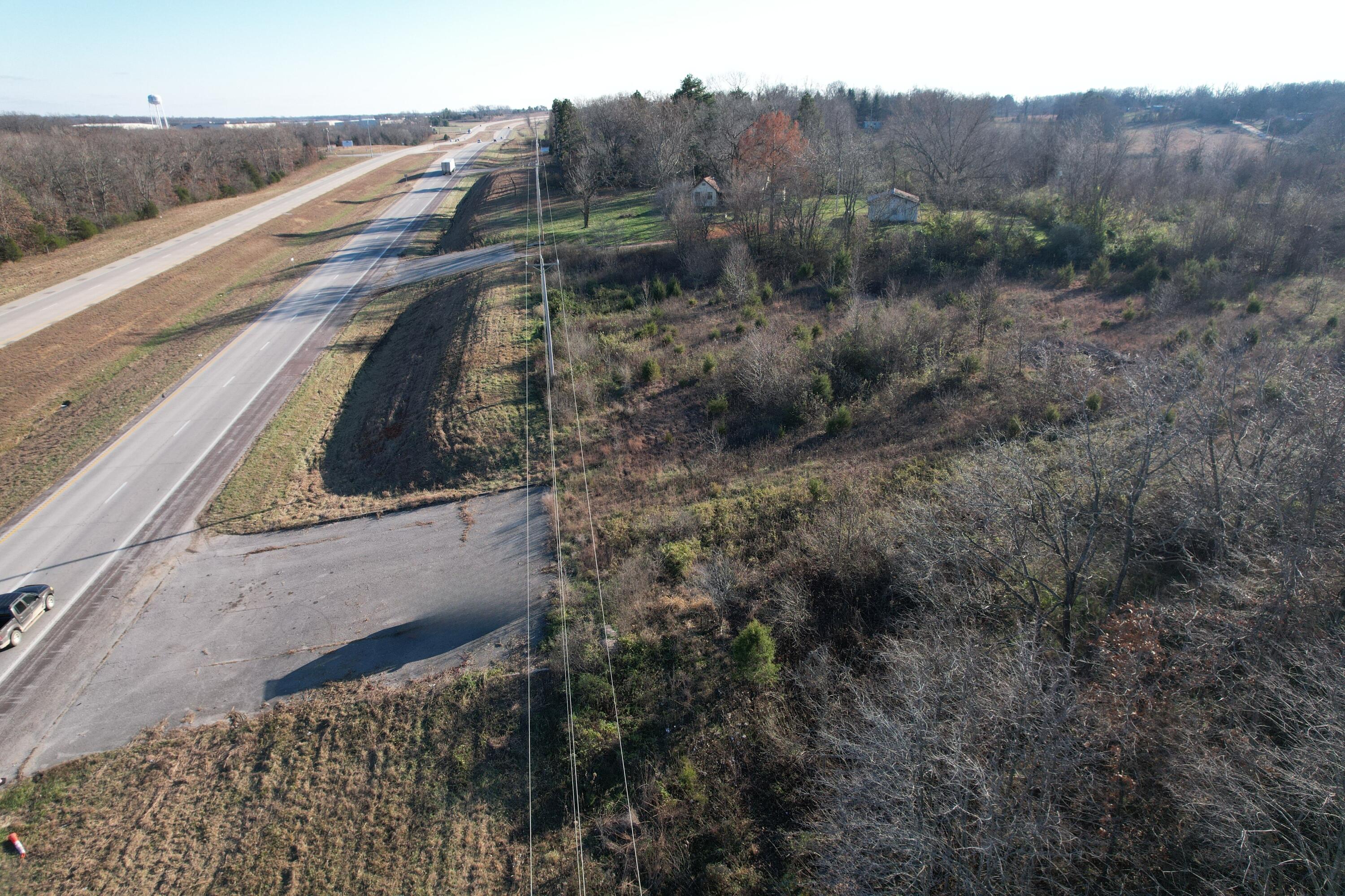 000 Highway 63 Property Photo 32
