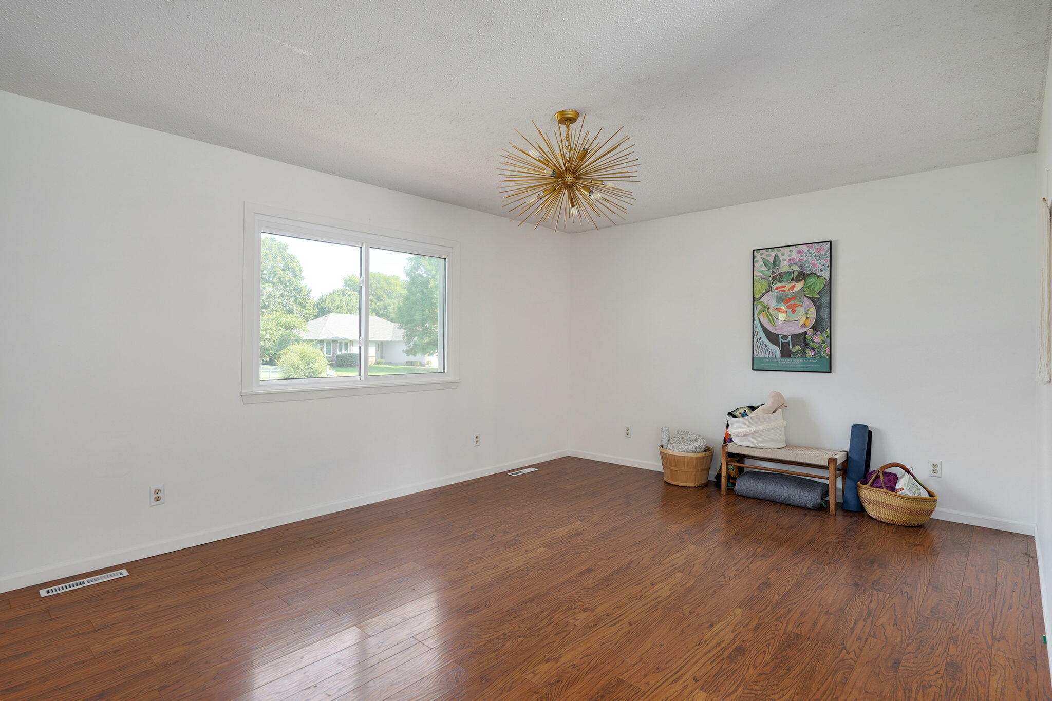 4018 West Dahlia Drive Property Photo 6
