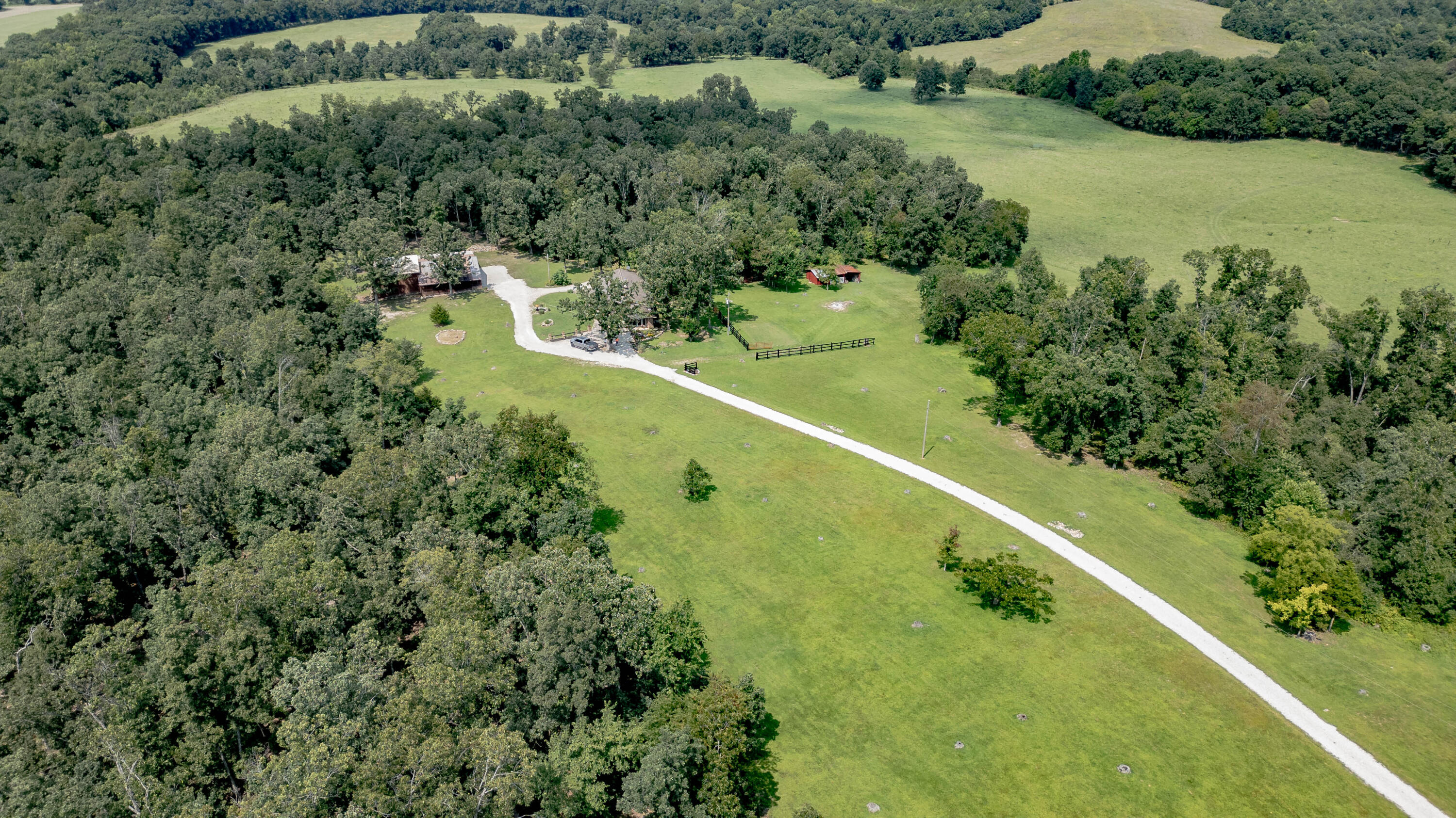 273 Pvt Ln 315 Property Photo 38
