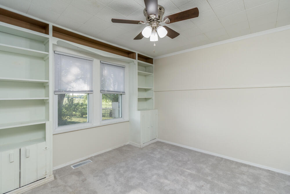 111 Crescent Drive Property Photo 19