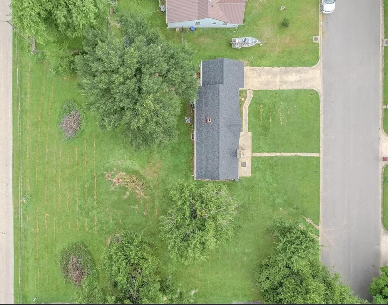 111 Crescent Drive Property Photo 30