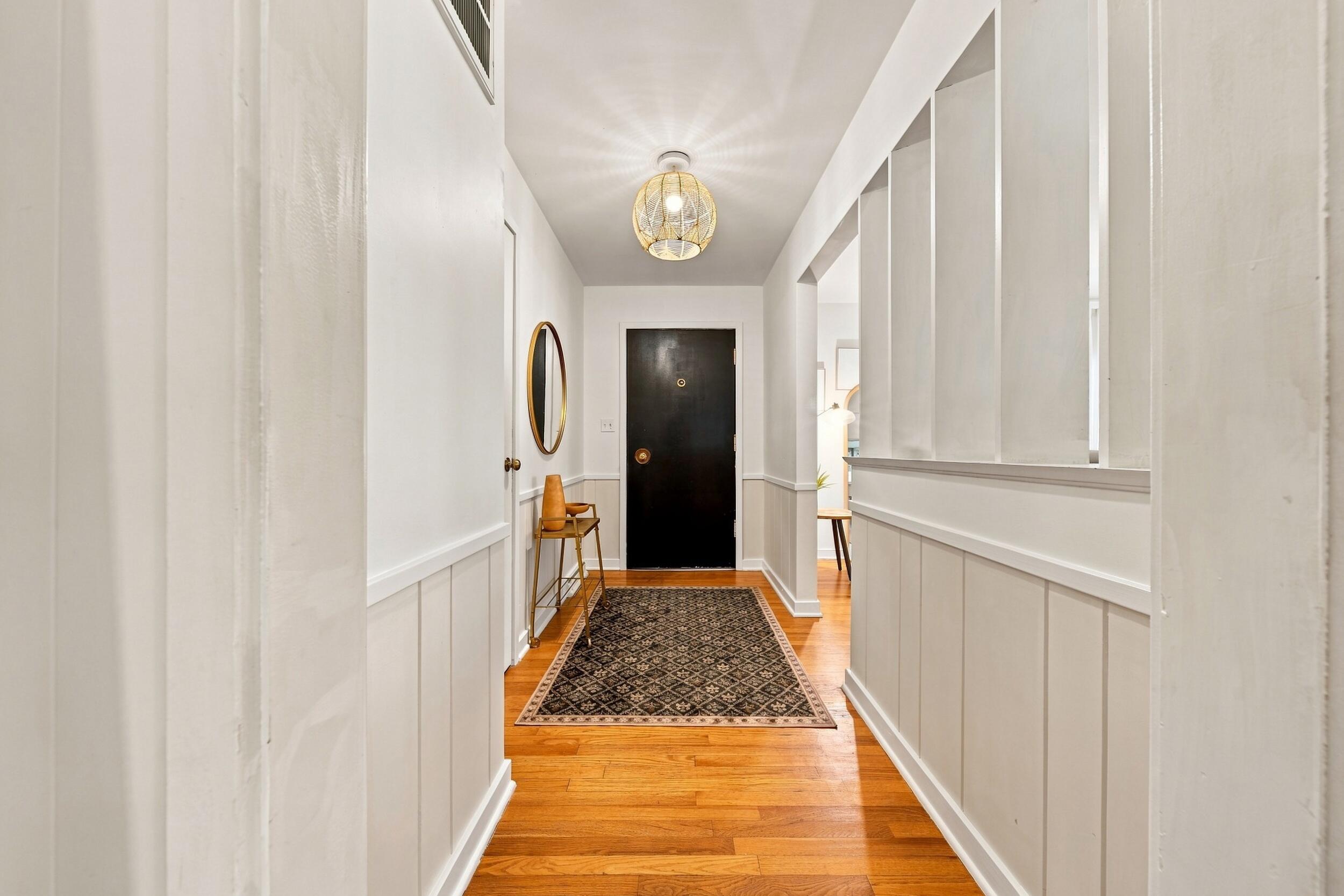 2453 South Luster Avenue Property Photo 7