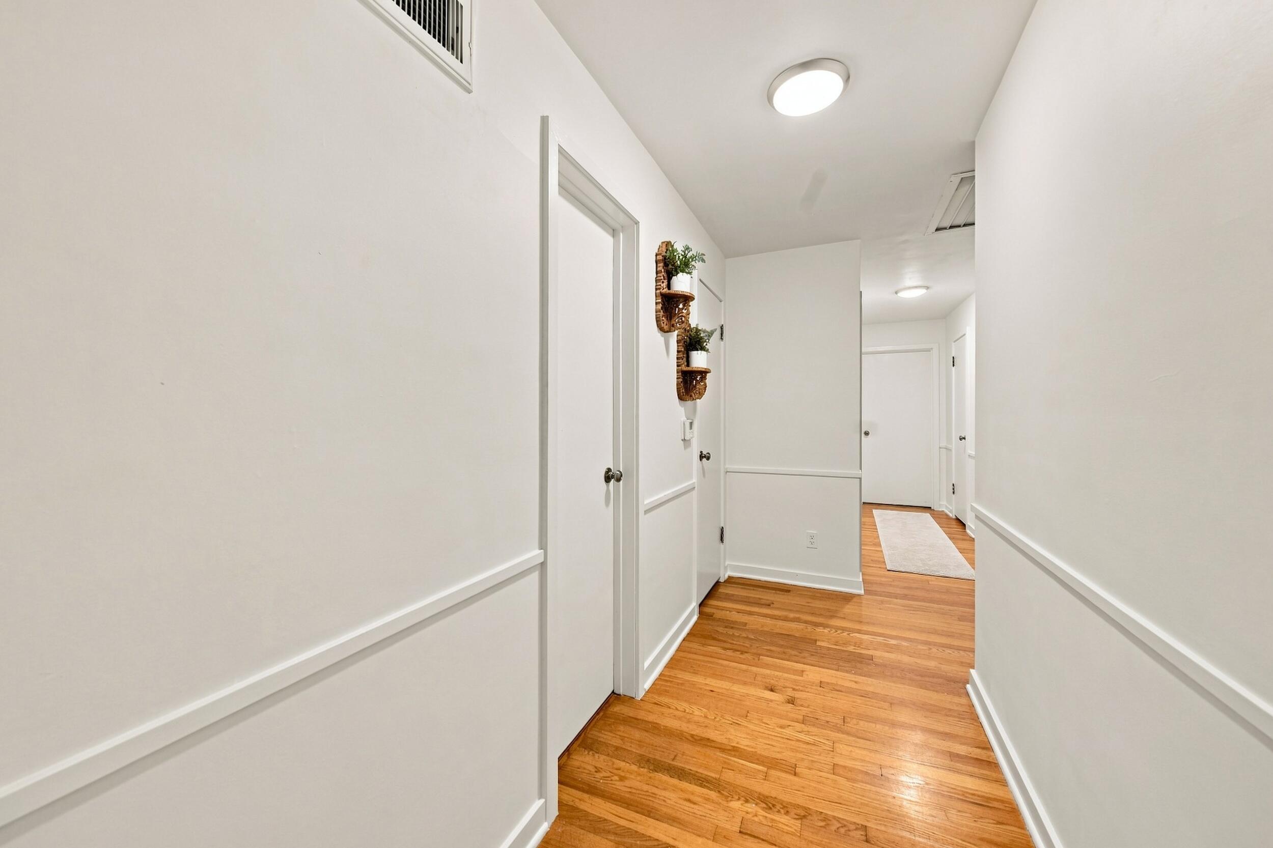 2453 South Luster Avenue Property Photo 25