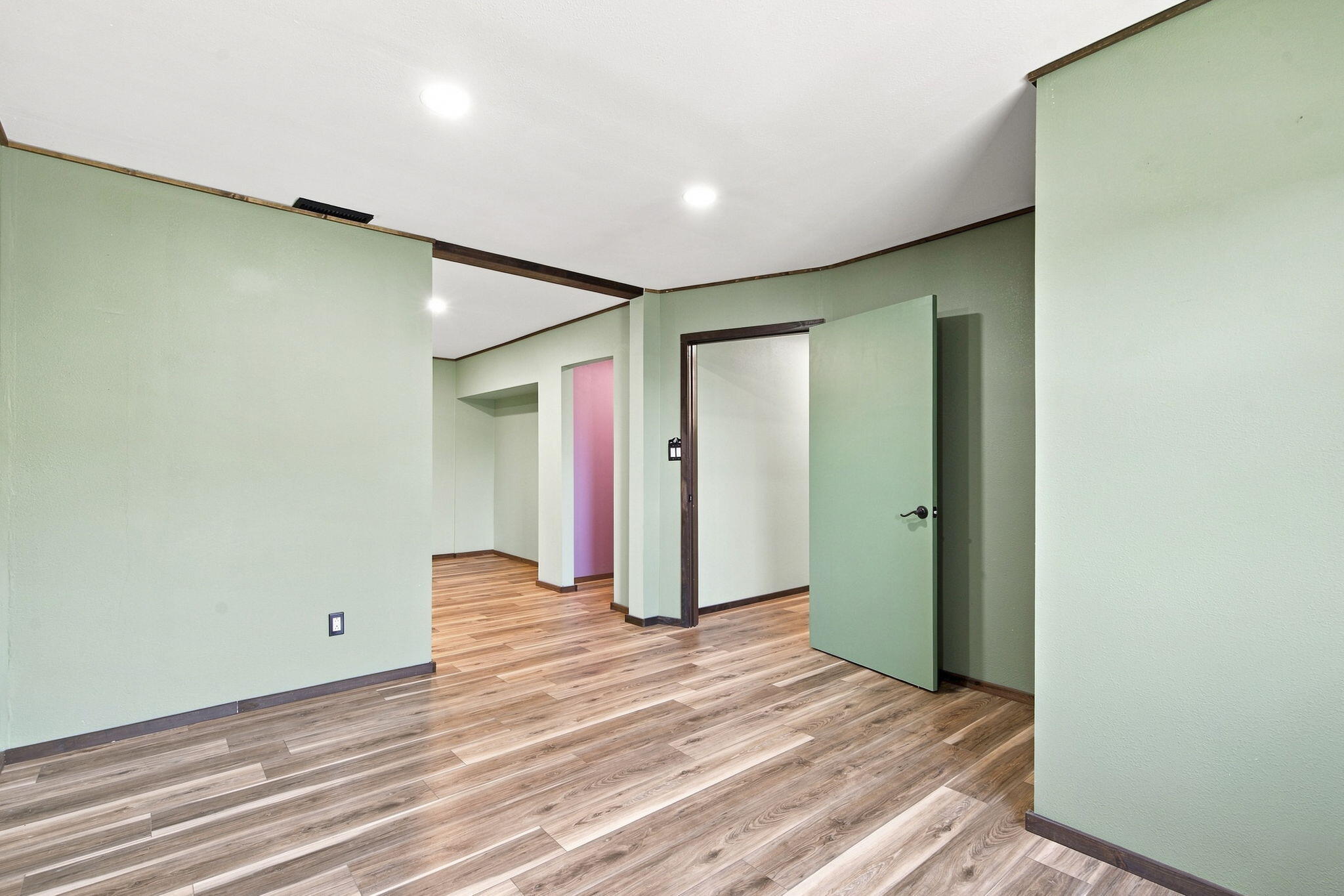 1815 Boswell Avenue Property Photo 27