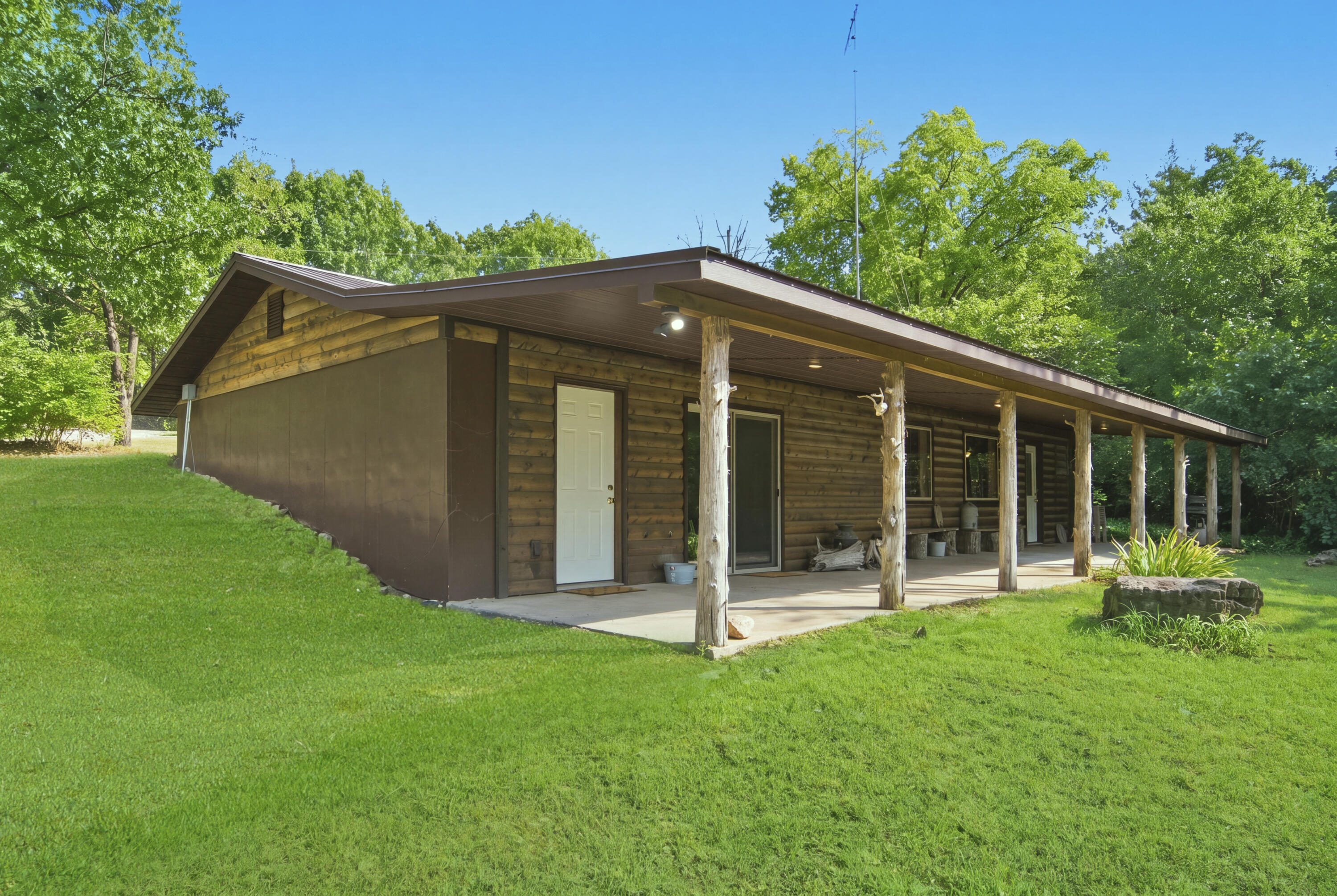 230 Staake Spur Property Photo 4