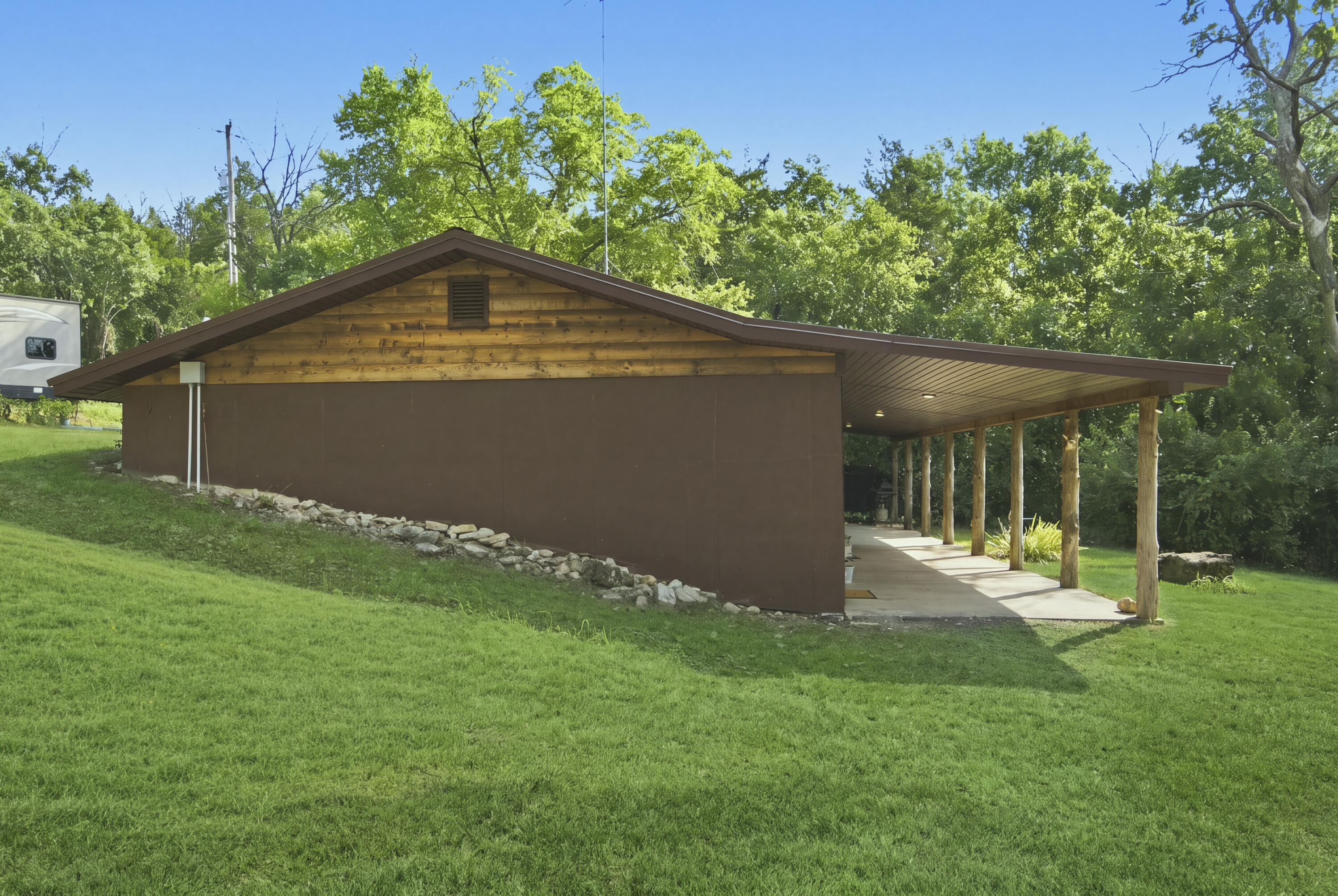 230 Staake Spur Property Photo 5