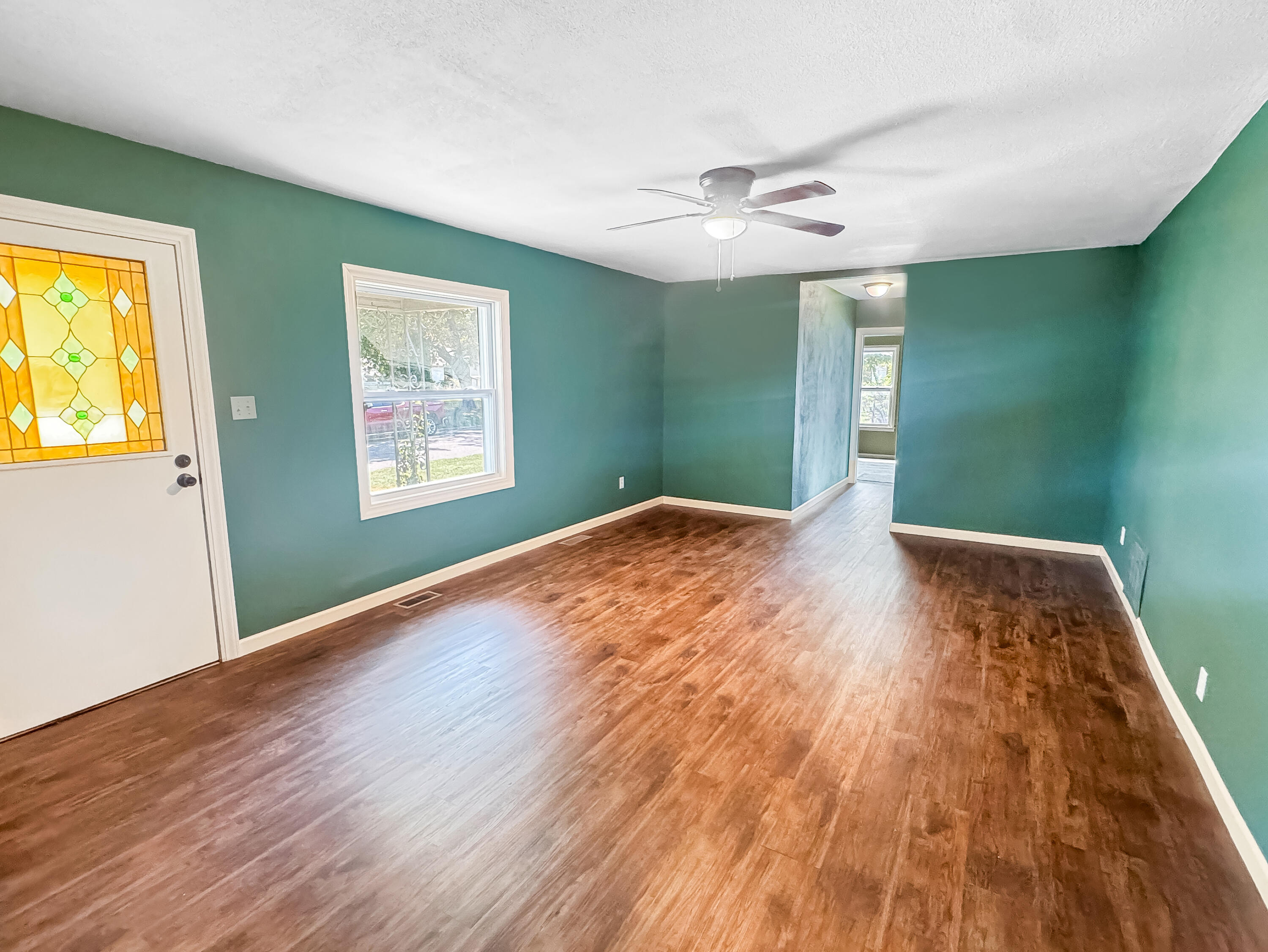 716 Campbell Street Property Photo 4