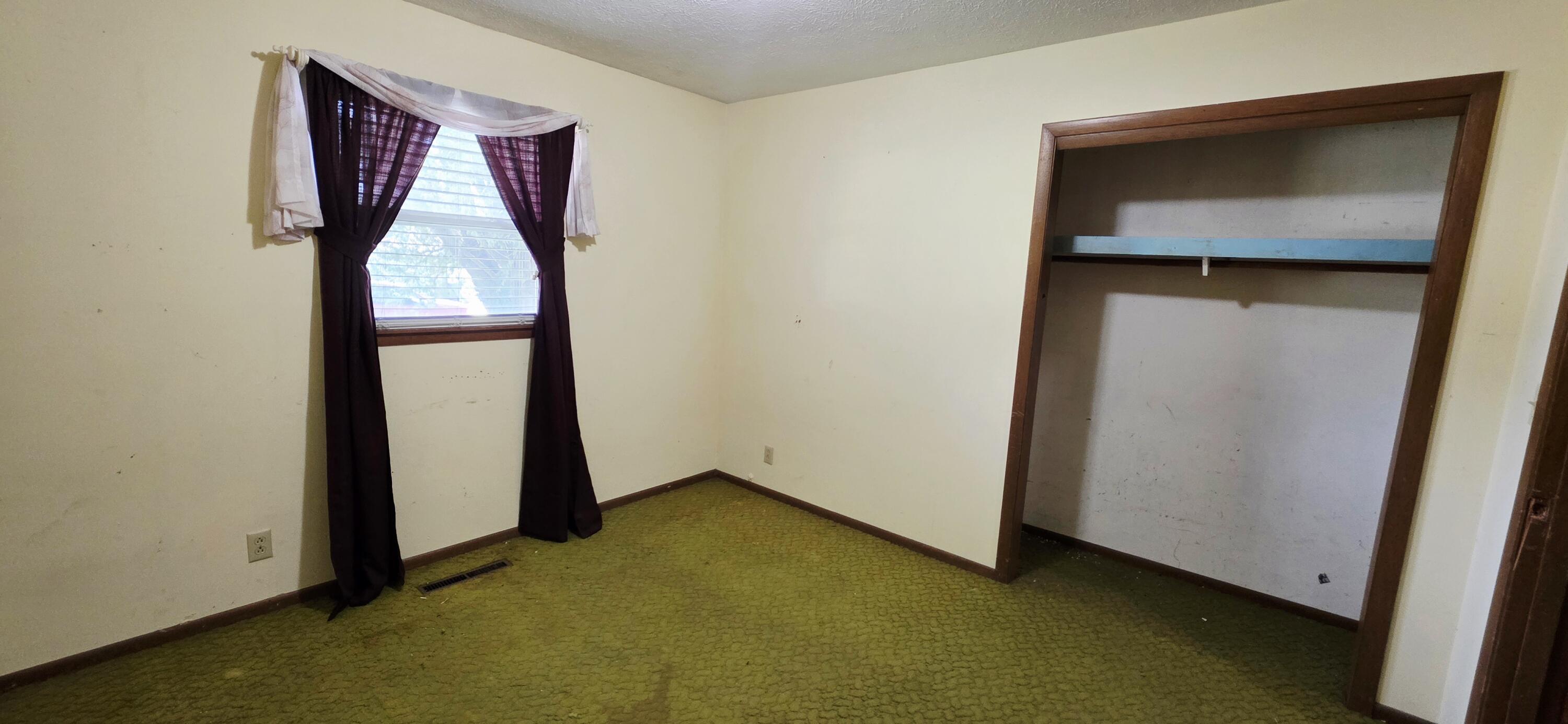 831 Shaffer Street Property Photo 11