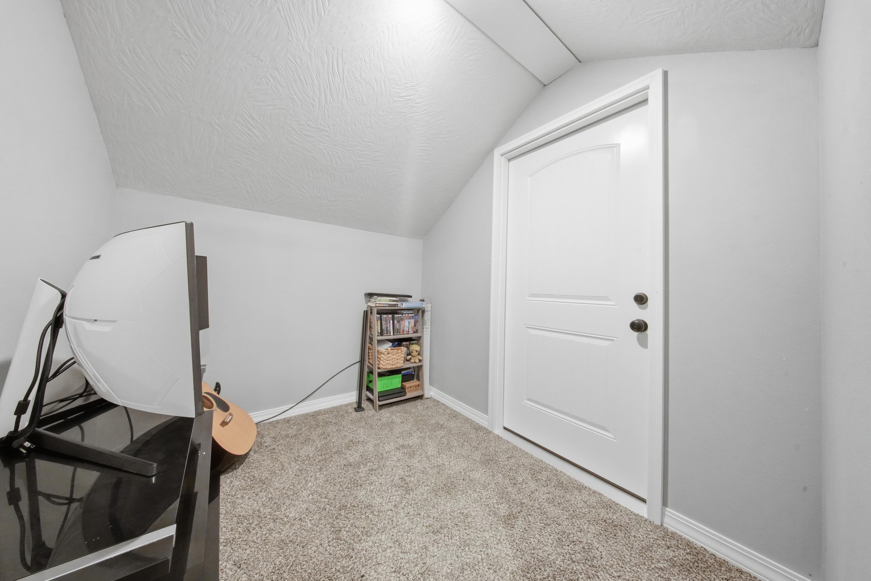 520 South Pine Street Property Photo 21