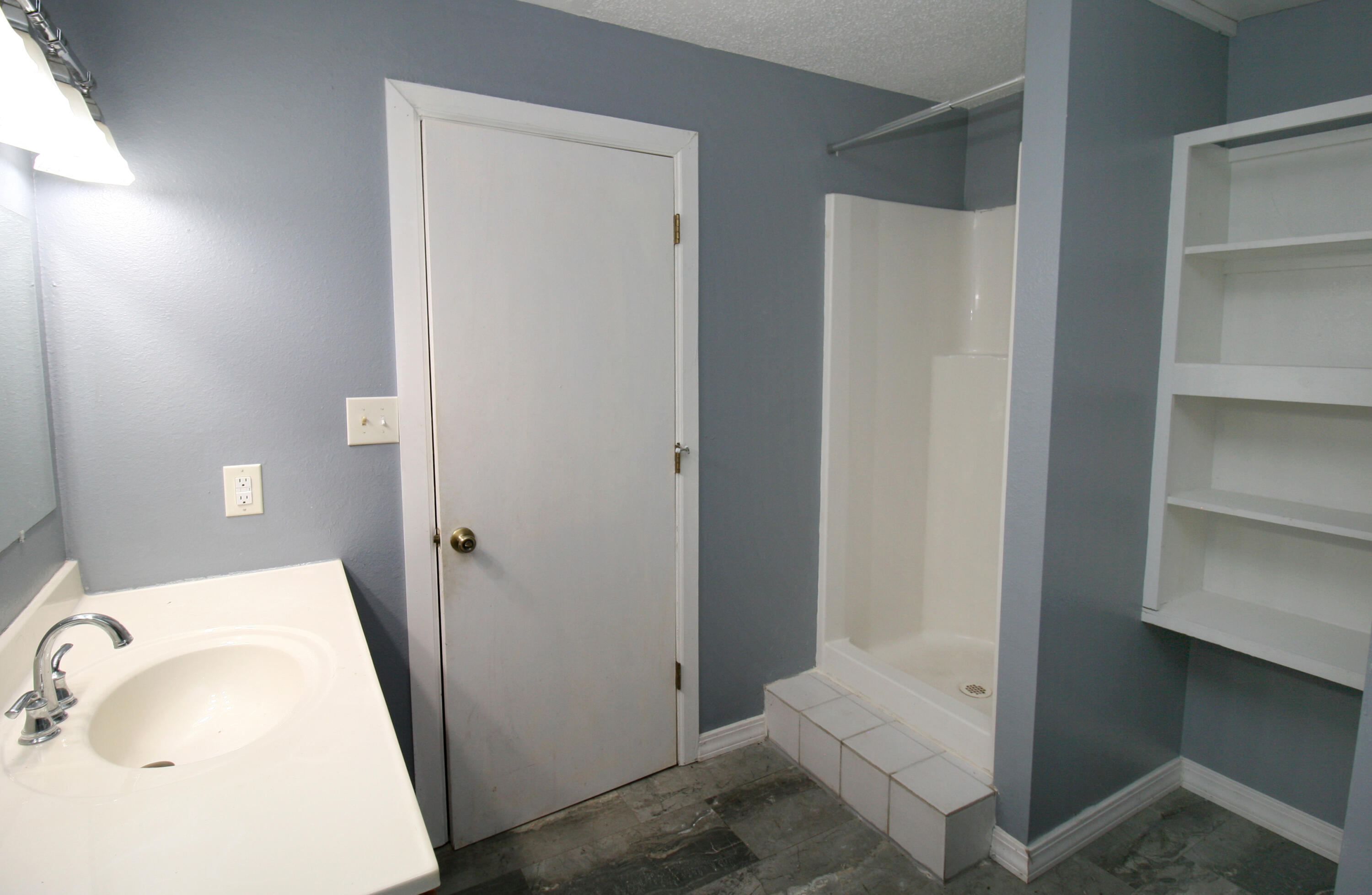 1201 East East Court Property Photo 11