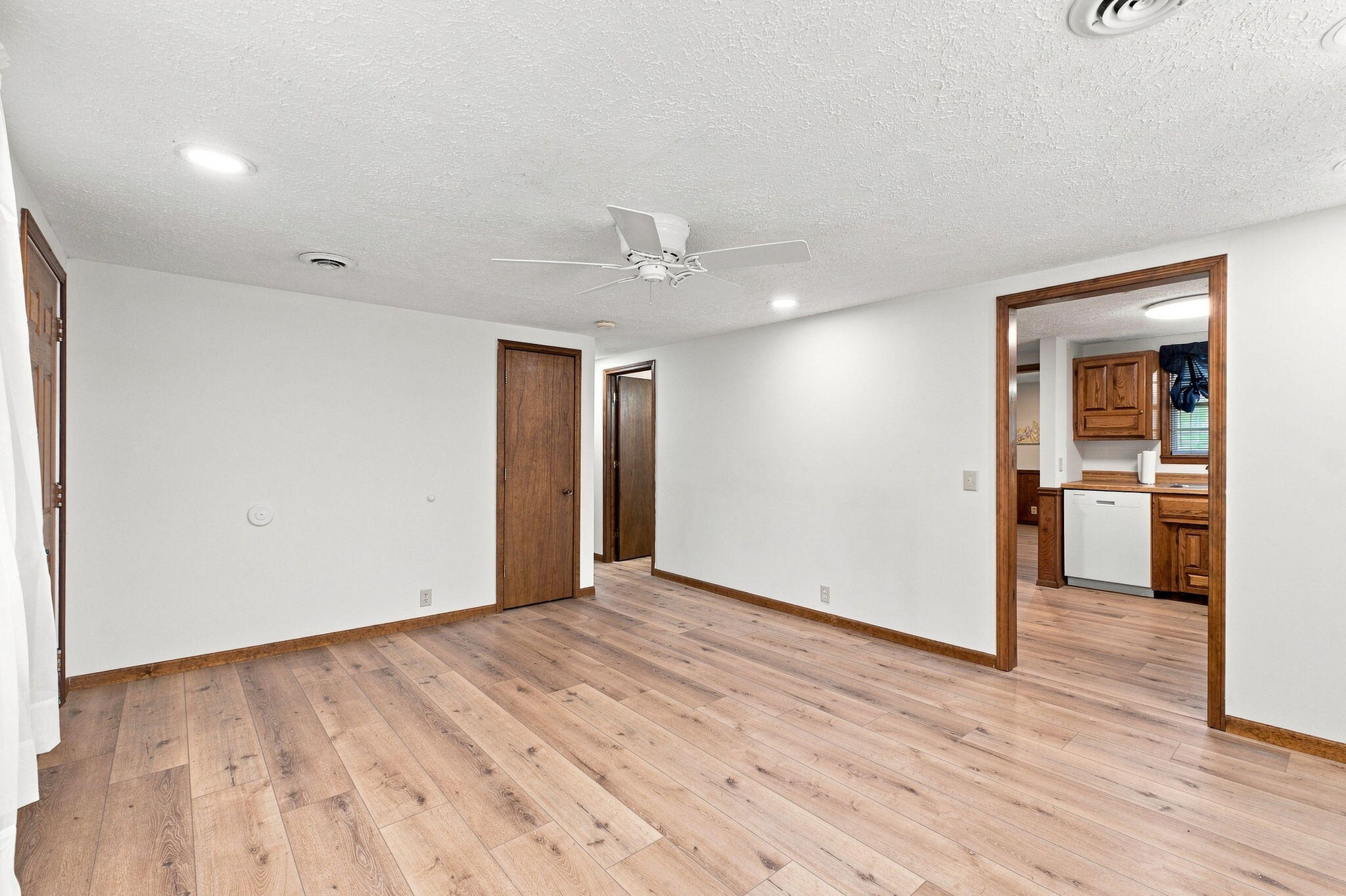 404 North Hartford Avenue Property Photo 5