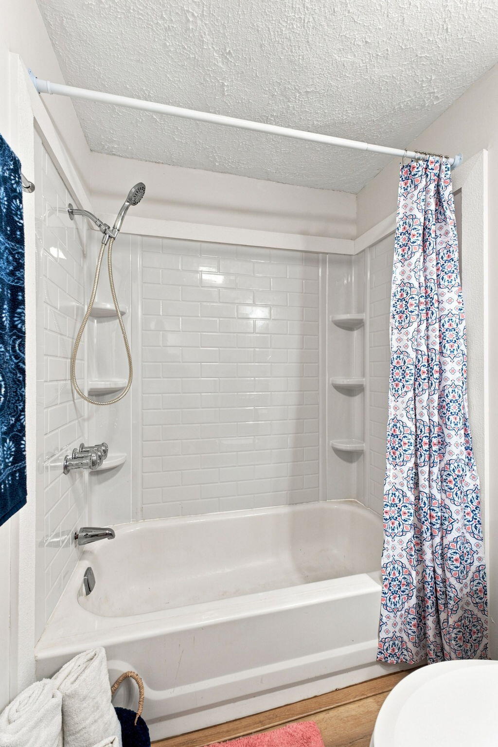 404 North Hartford Avenue Property Photo 12