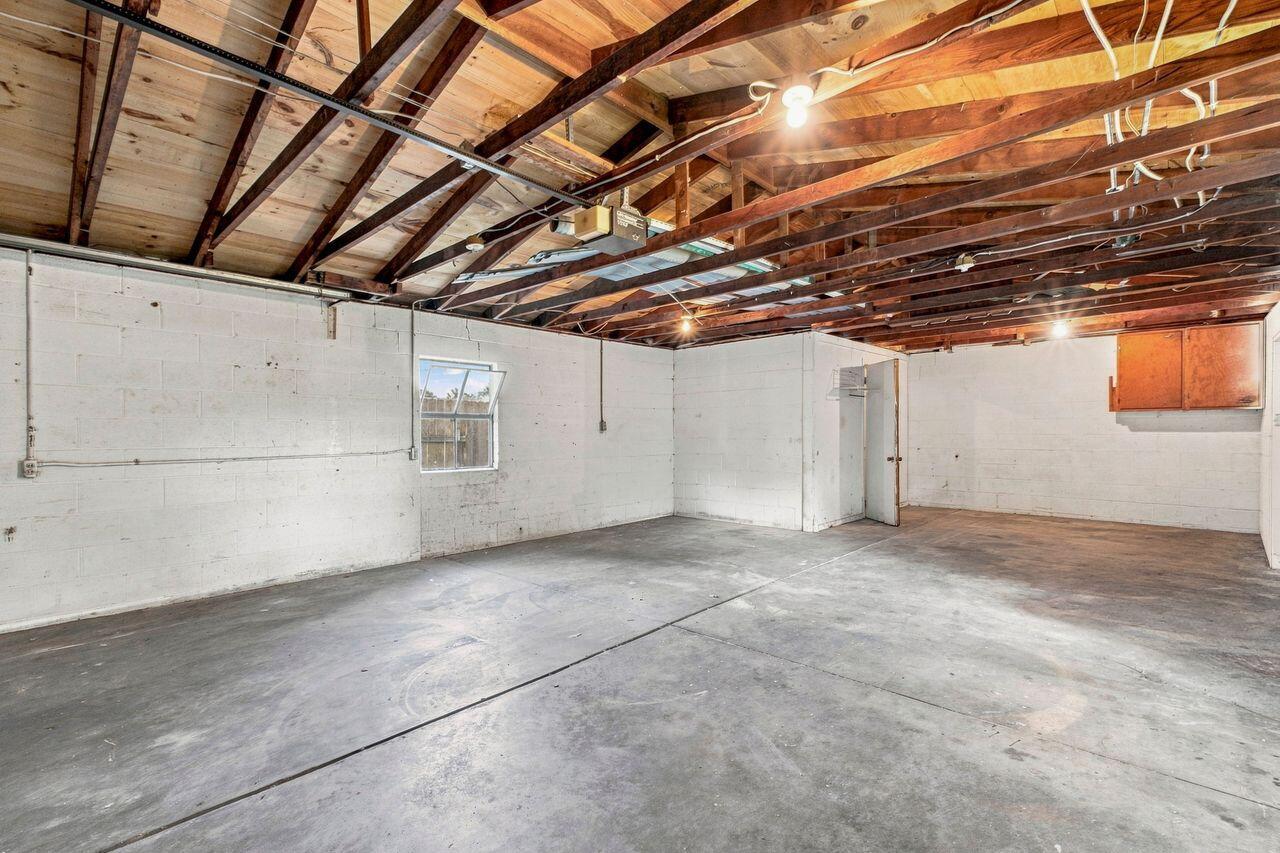 404 North Hartford Avenue Property Photo 15