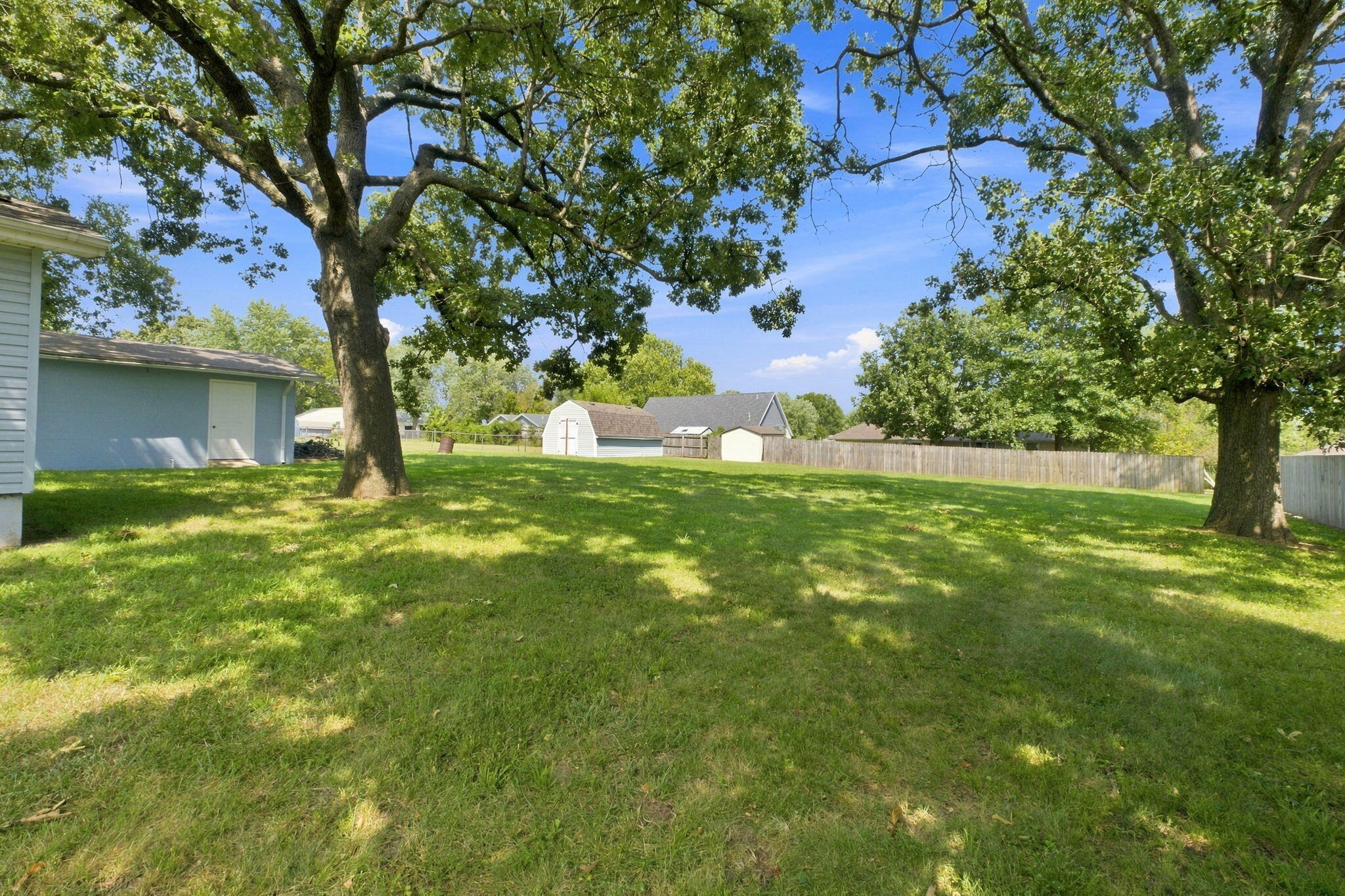 404 North Hartford Avenue Property Photo 22