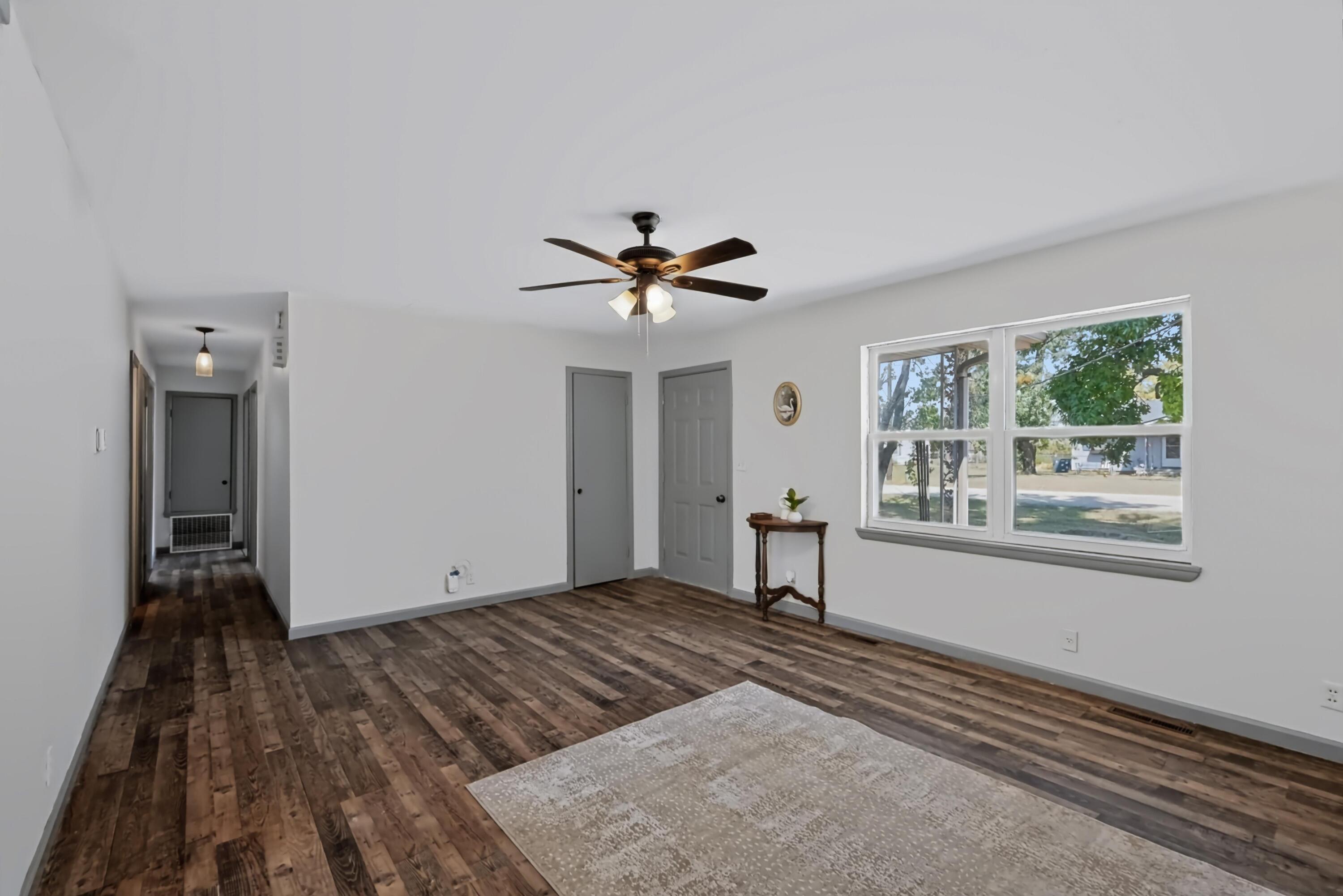 106 Azalea Street Property Photo 4