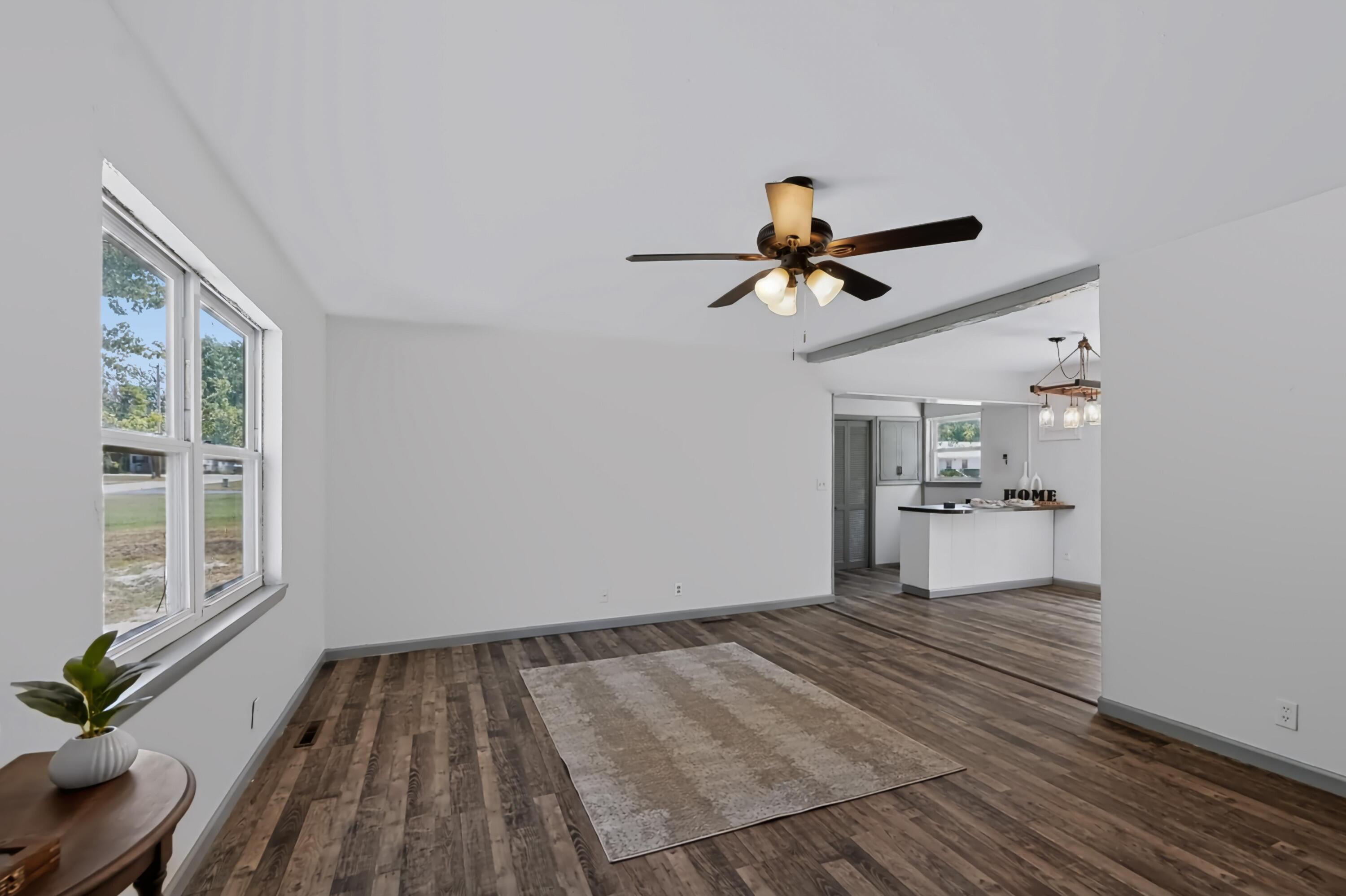 106 Azalea Street Property Photo 7