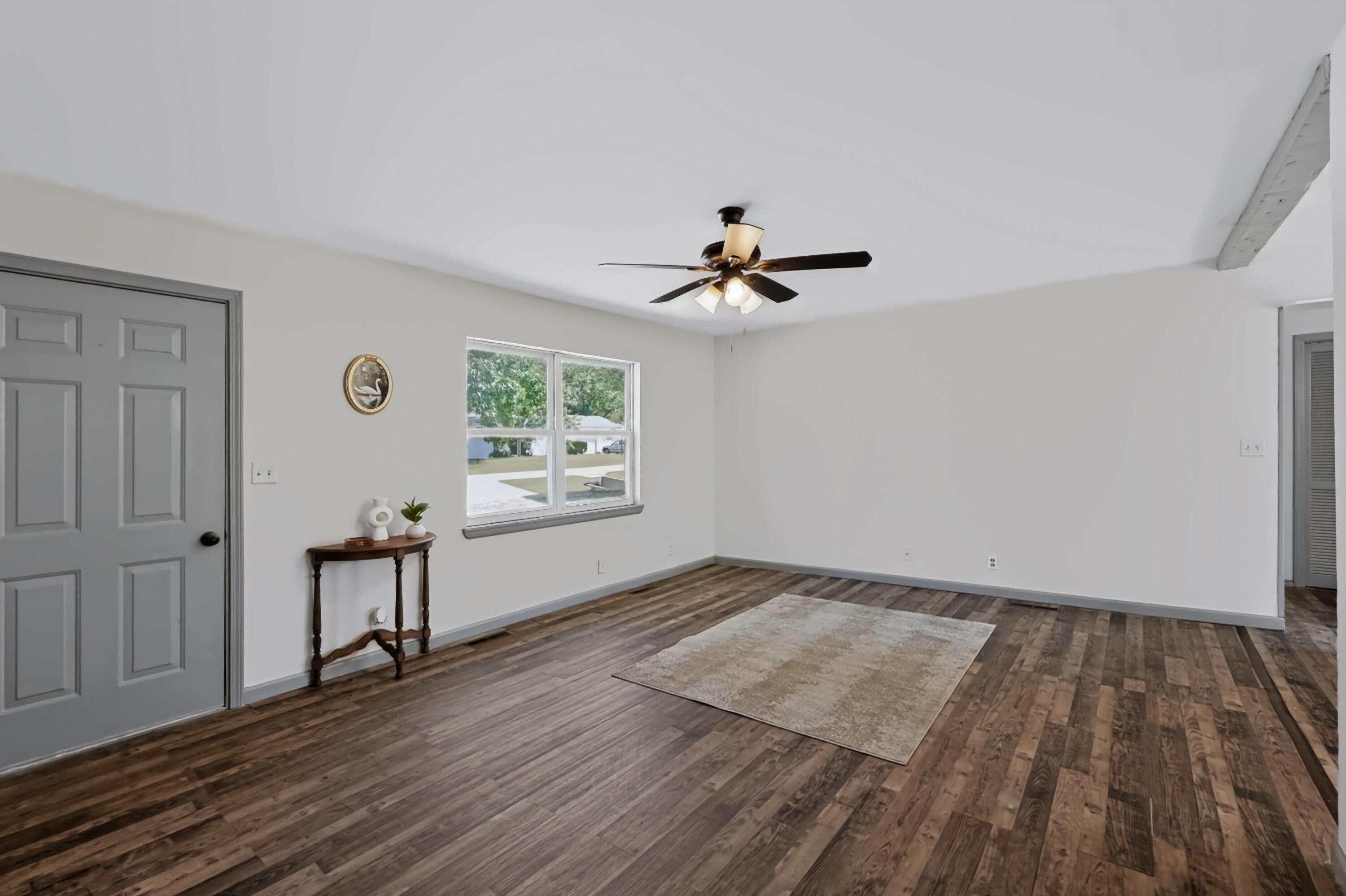 106 Azalea Street Property Photo 9