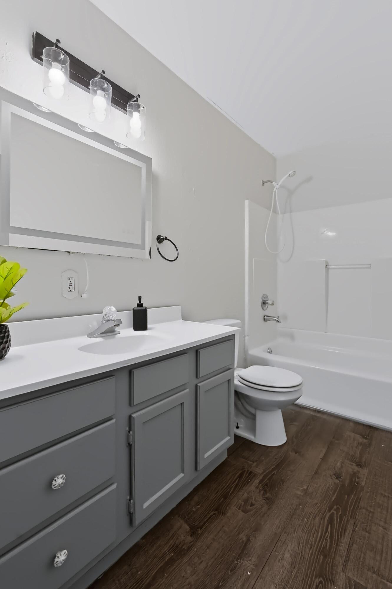 106 Azalea Street Property Photo 20