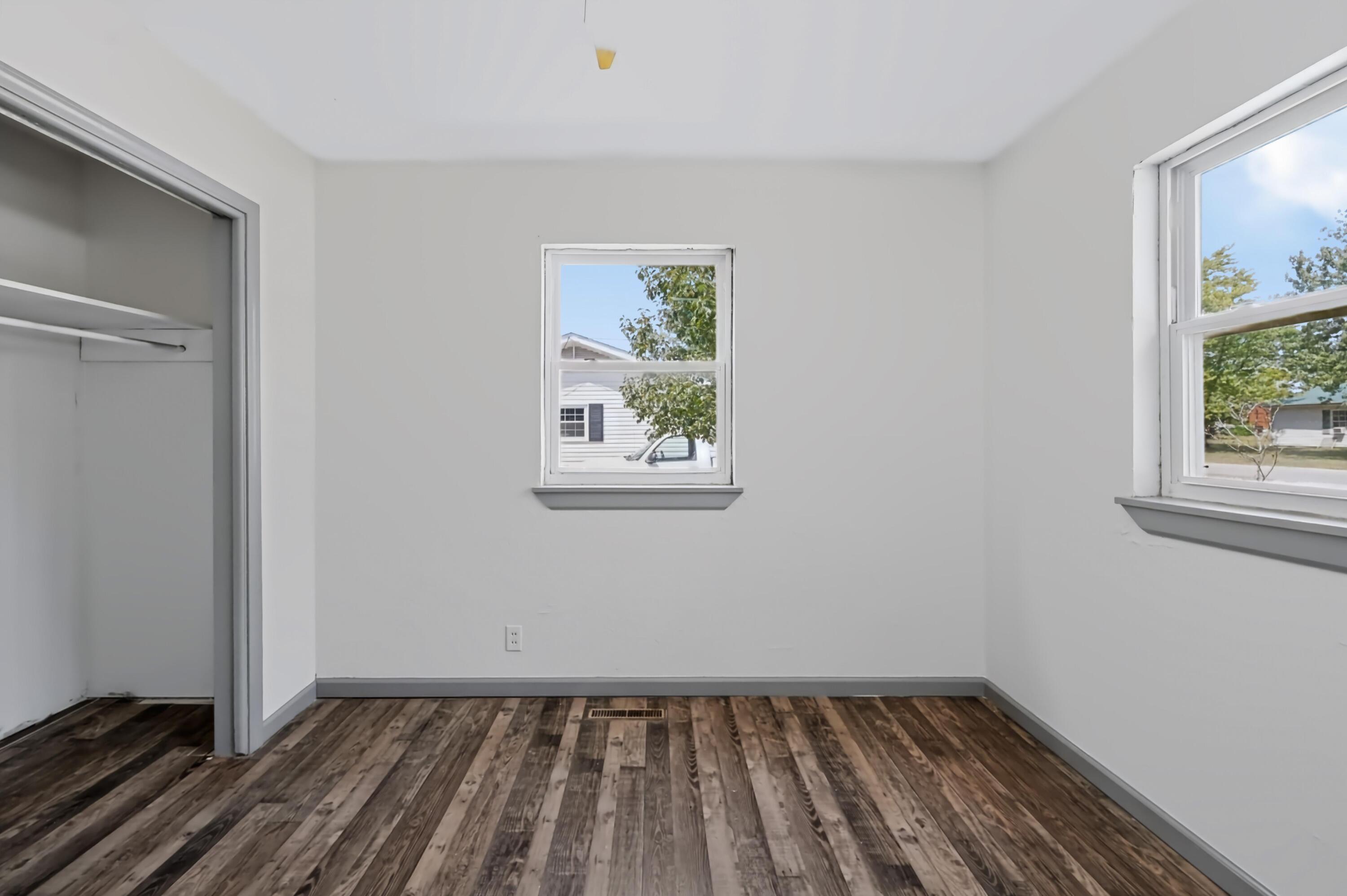 106 Azalea Street Property Photo 29