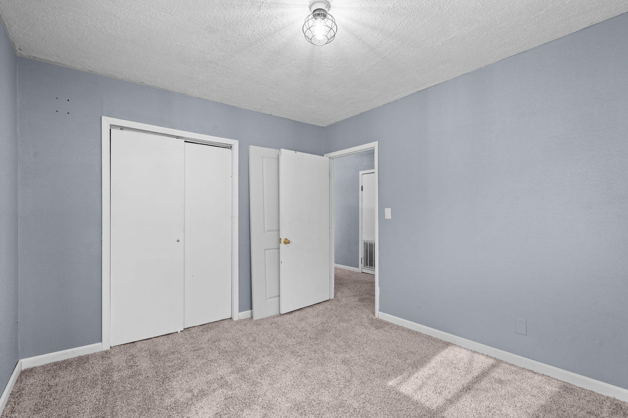 726 North Glenn Avenue Property Photo 16