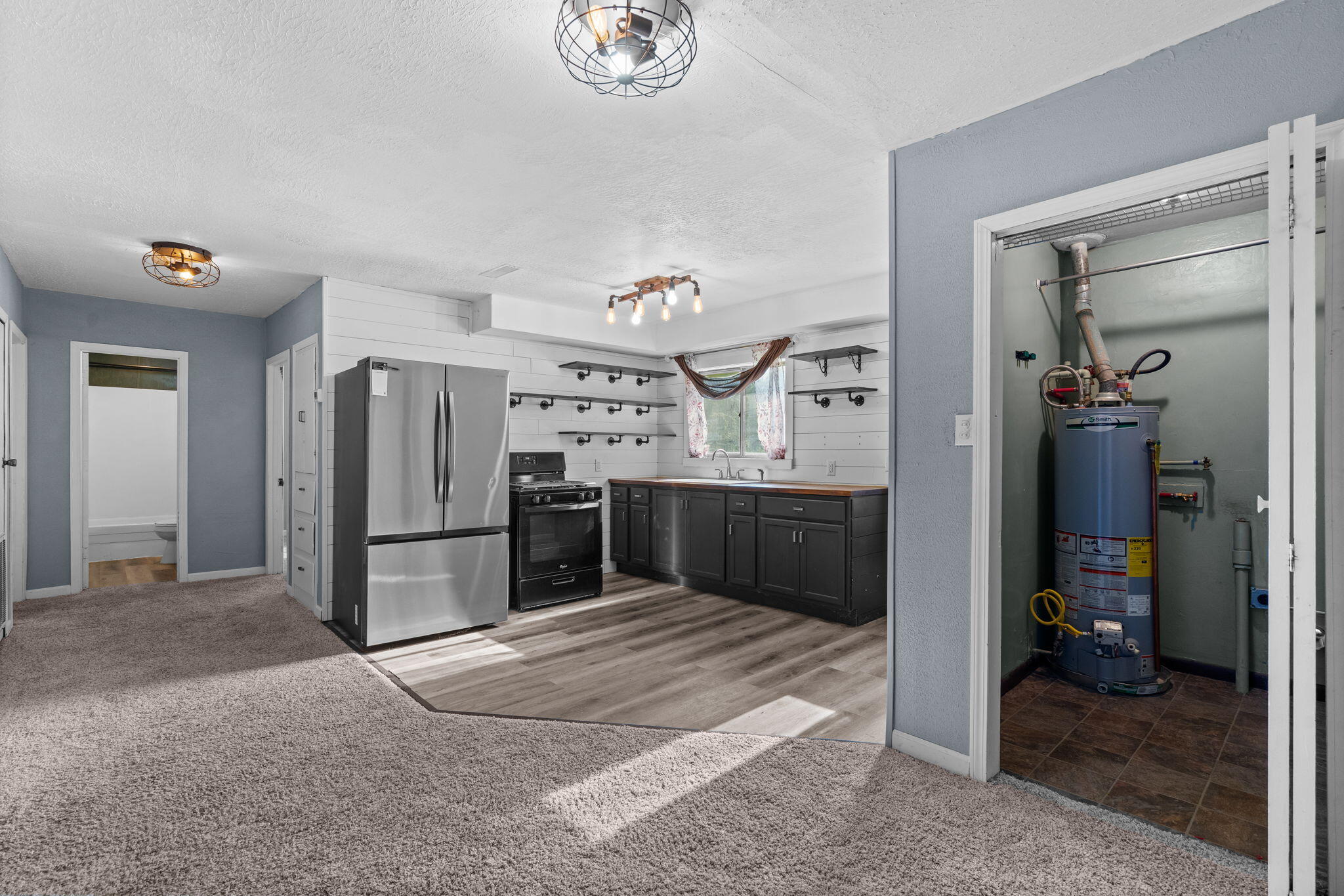 726 North Glenn Avenue Property Photo 17