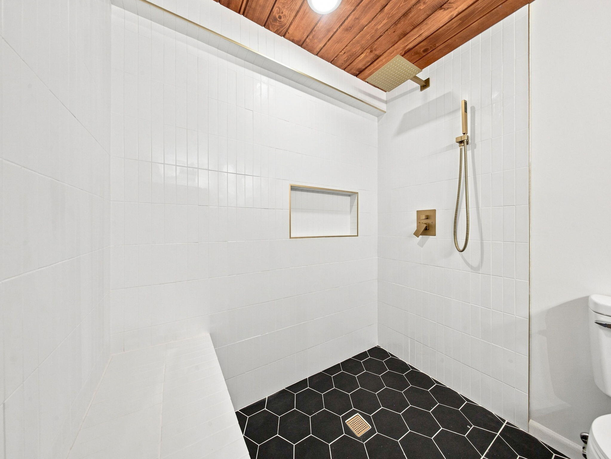 101 West Secluded Lane Property Photo 32