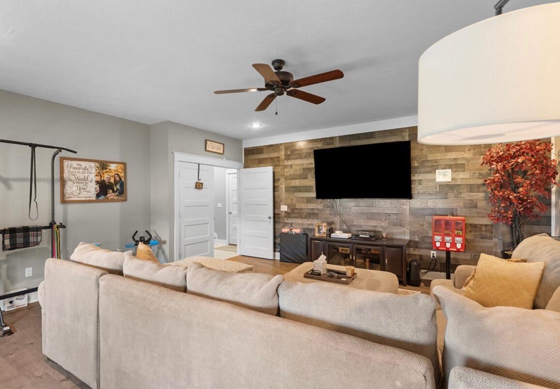 3467 South Valley View Drive Property Photo 20