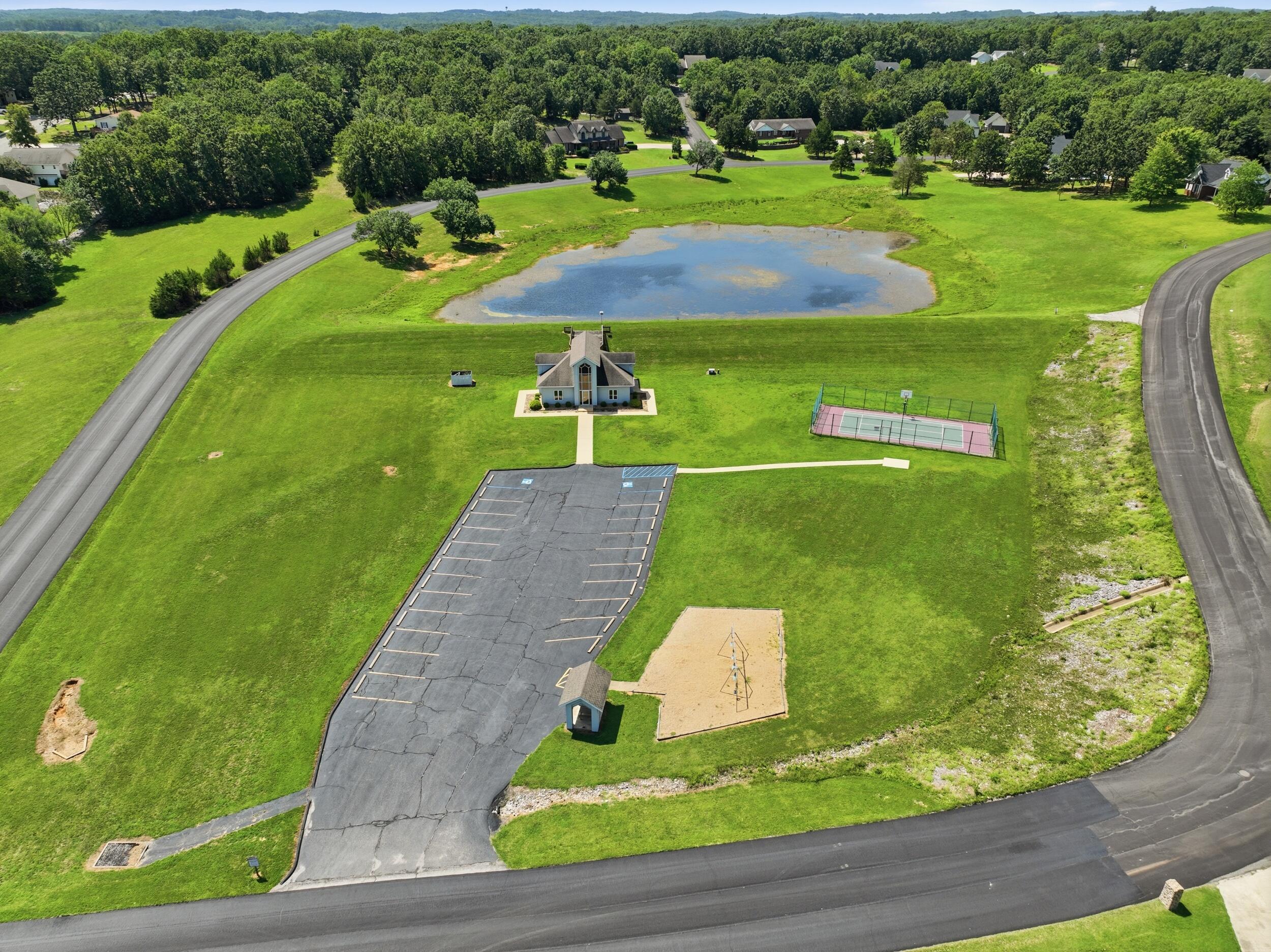 802 Hickory Lake Drive Property Photo 14