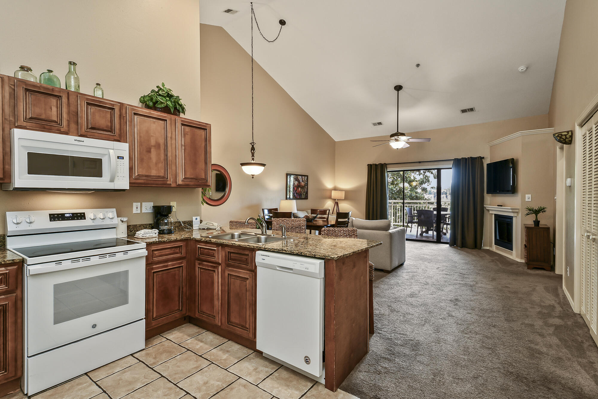 302 Stillwater Trail 327 Property Photo 5