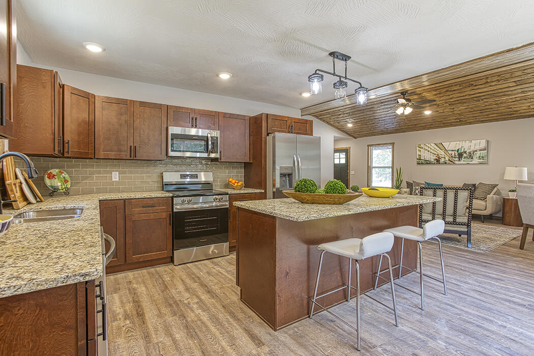 200 Bluebell Road Property Photo 6