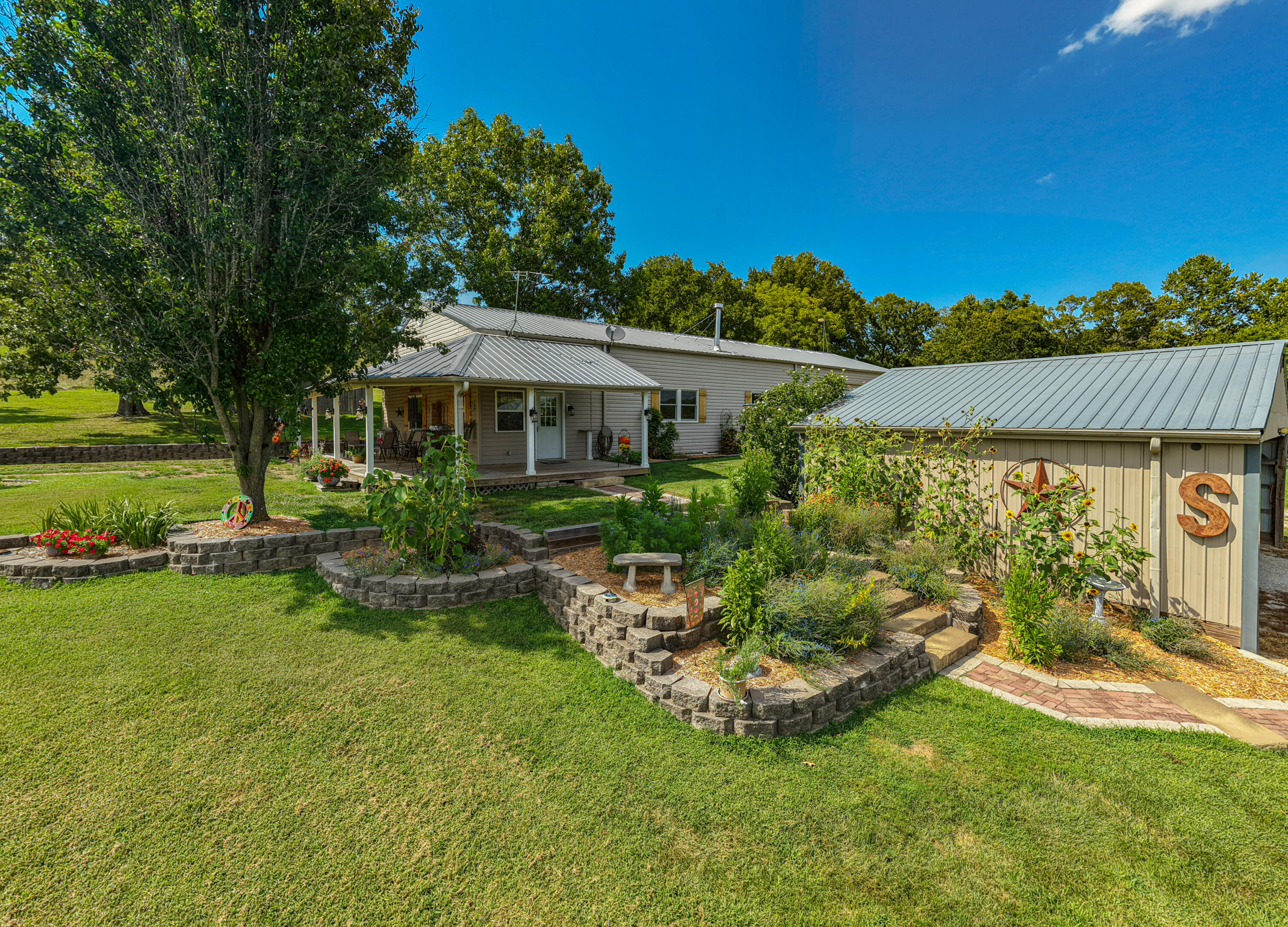 15955 East State Highway 14 Property Photo 1