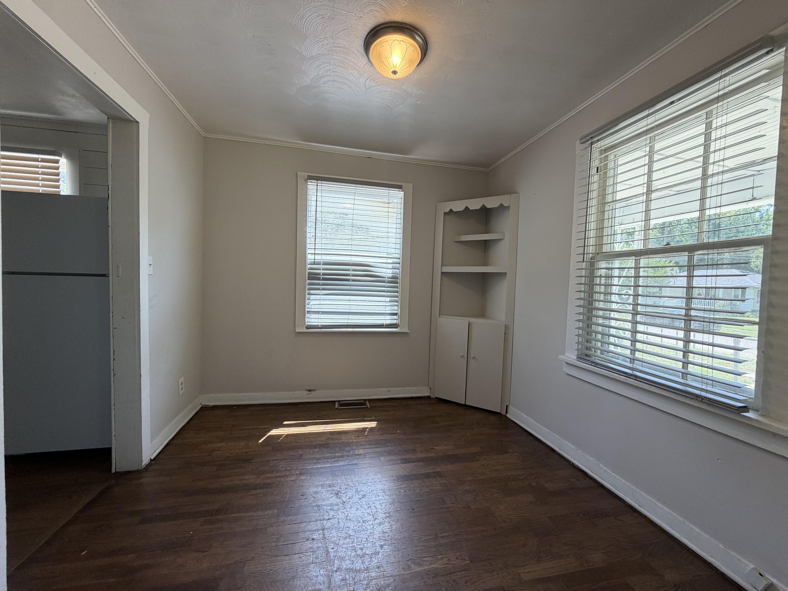800 North Marion Avenue Property Photo 5