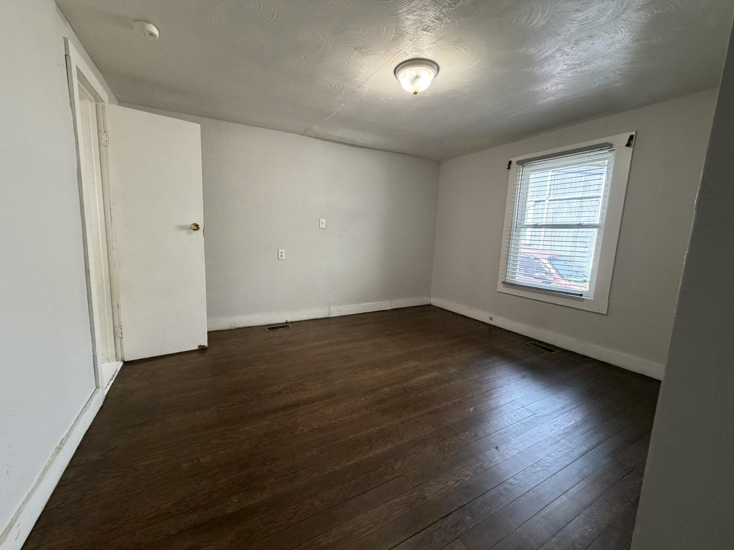 800 North Marion Avenue Property Photo 11