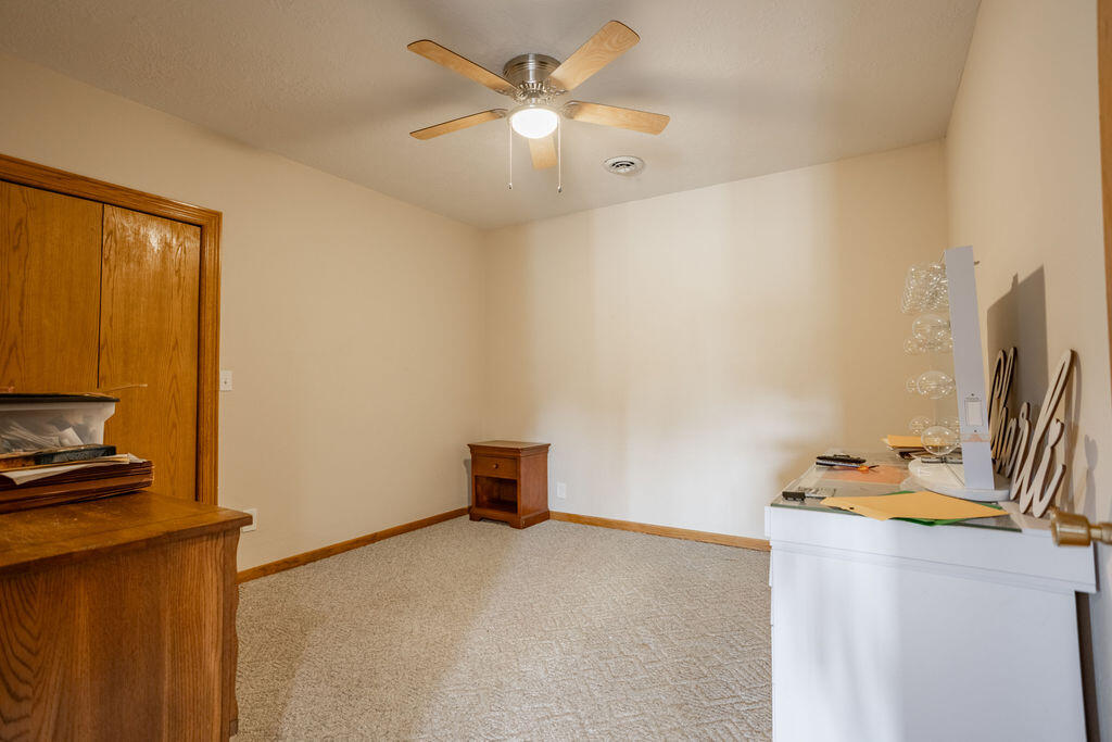 20478 Elm Drive Property Photo 24