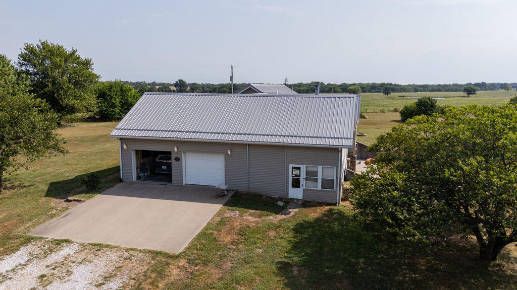 20478 Elm Drive Property Photo 28