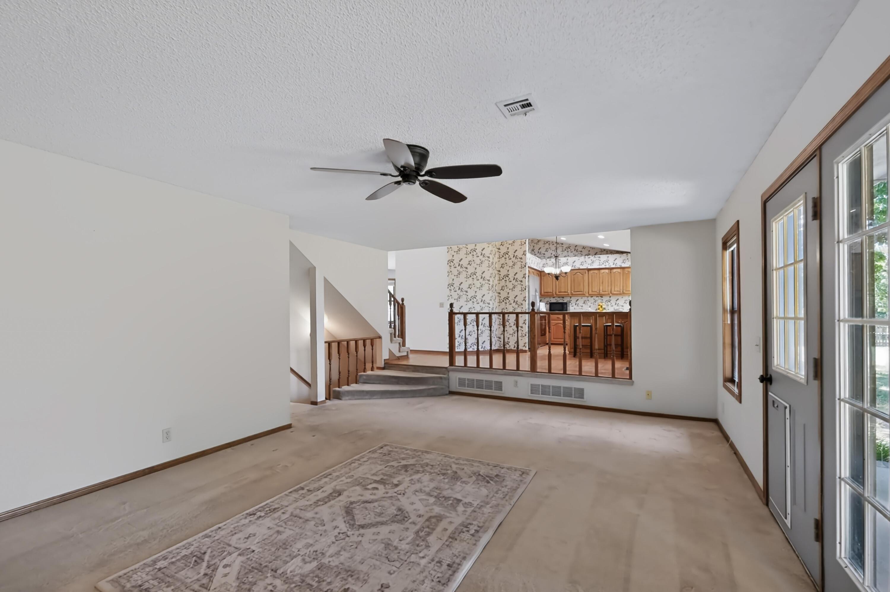 3807 Castle Rock Drive Property Photo 21