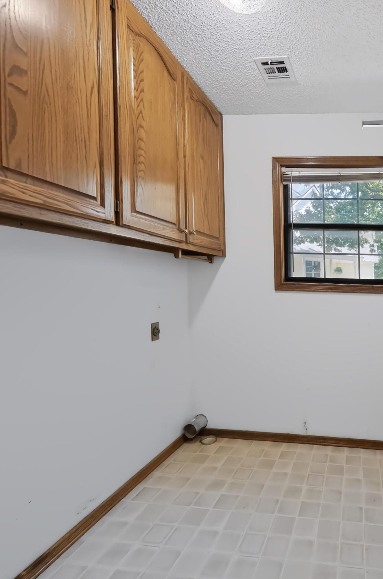 3807 Castle Rock Drive Property Photo 25