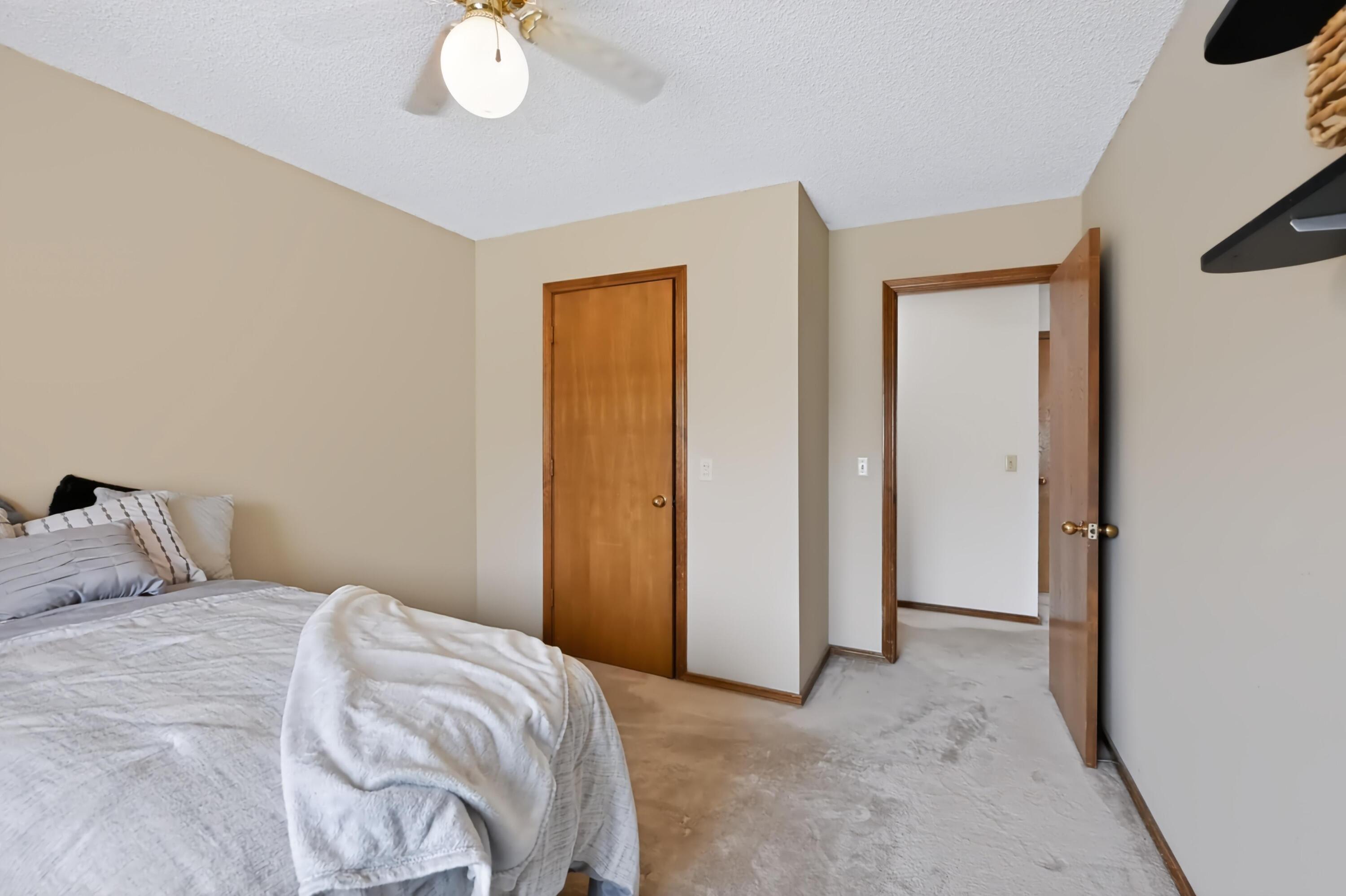 3807 Castle Rock Drive Property Photo 27