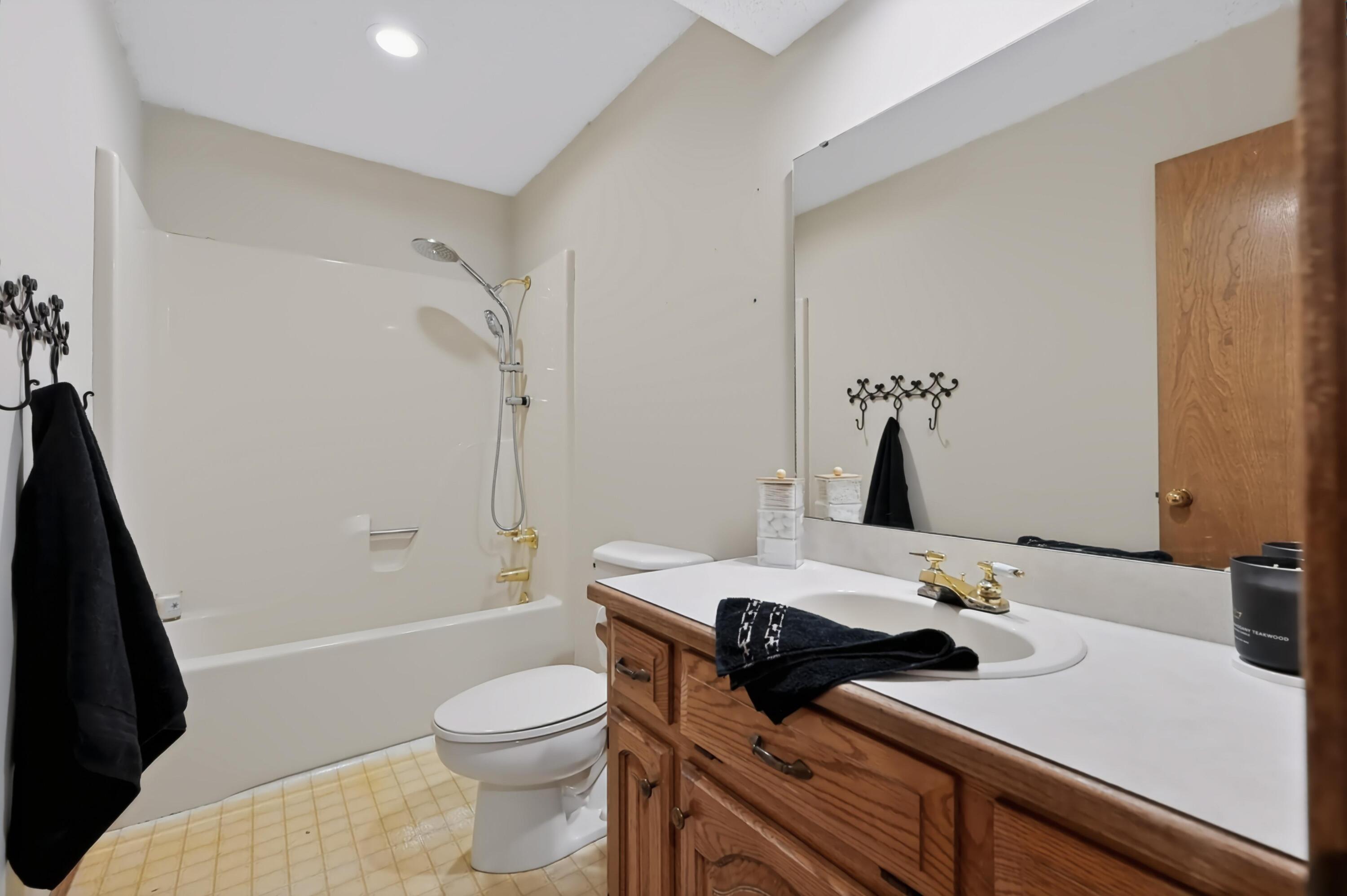 3807 Castle Rock Drive Property Photo 31