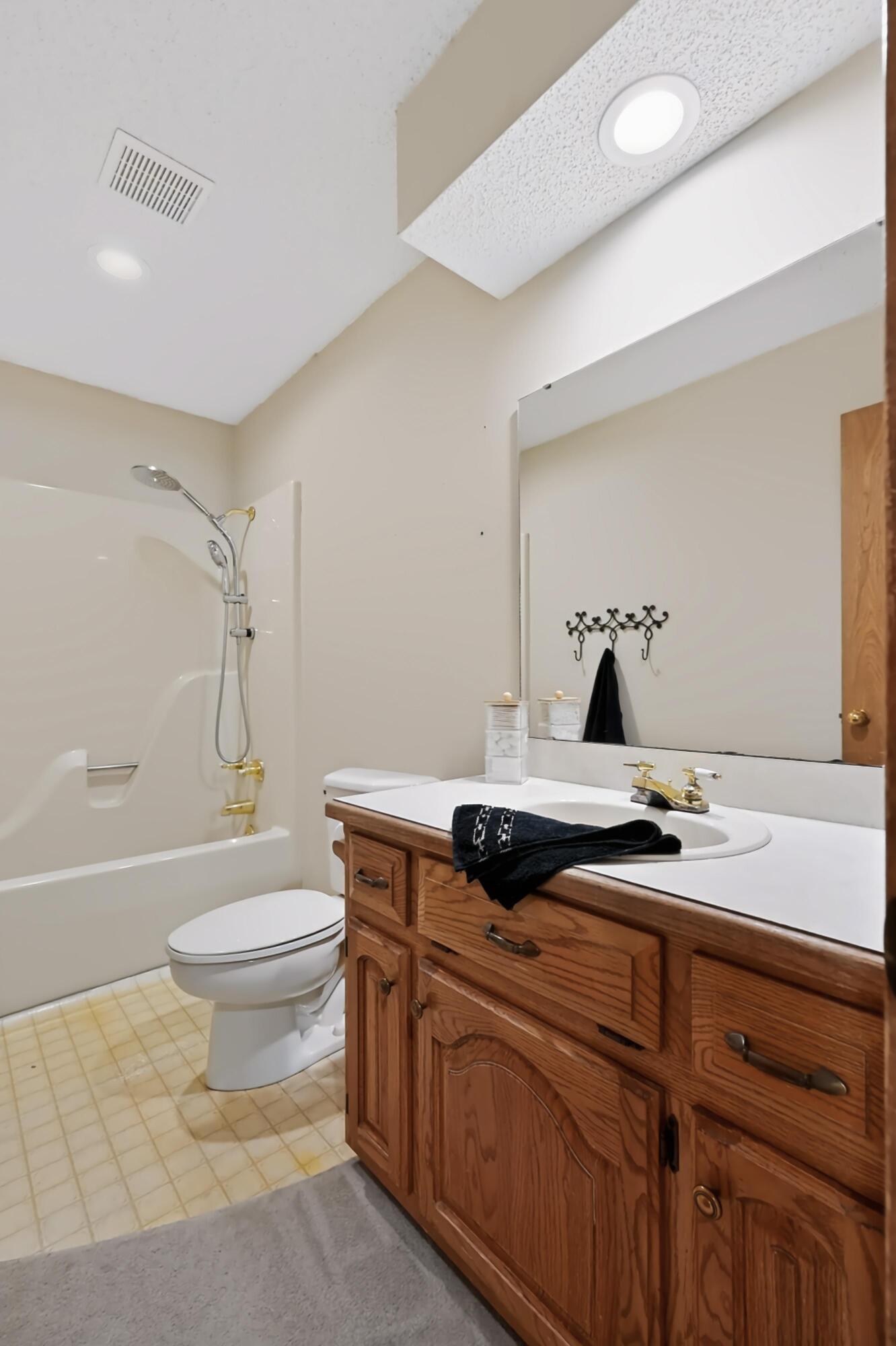 3807 Castle Rock Drive Property Photo 32