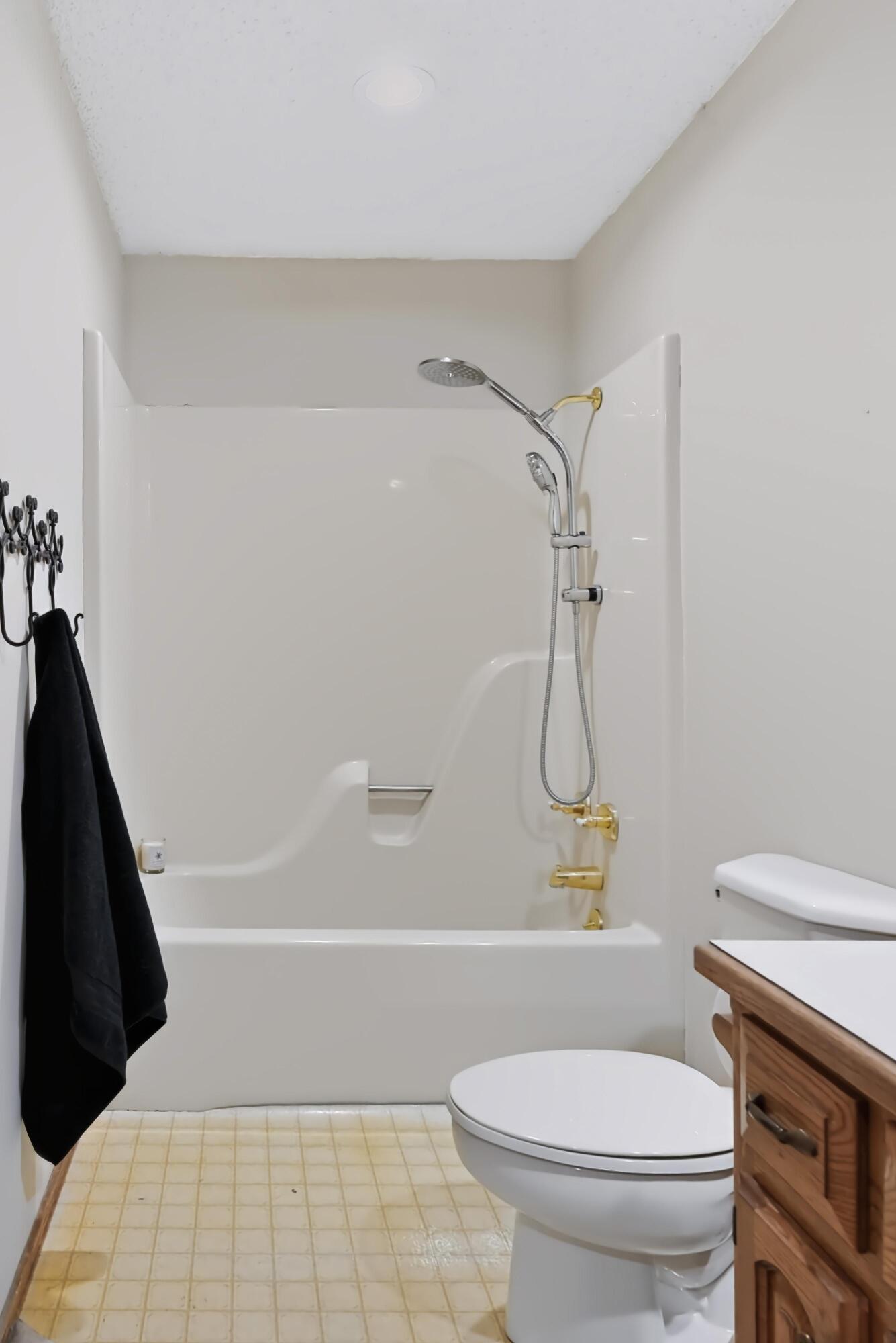 3807 Castle Rock Drive Property Photo 33