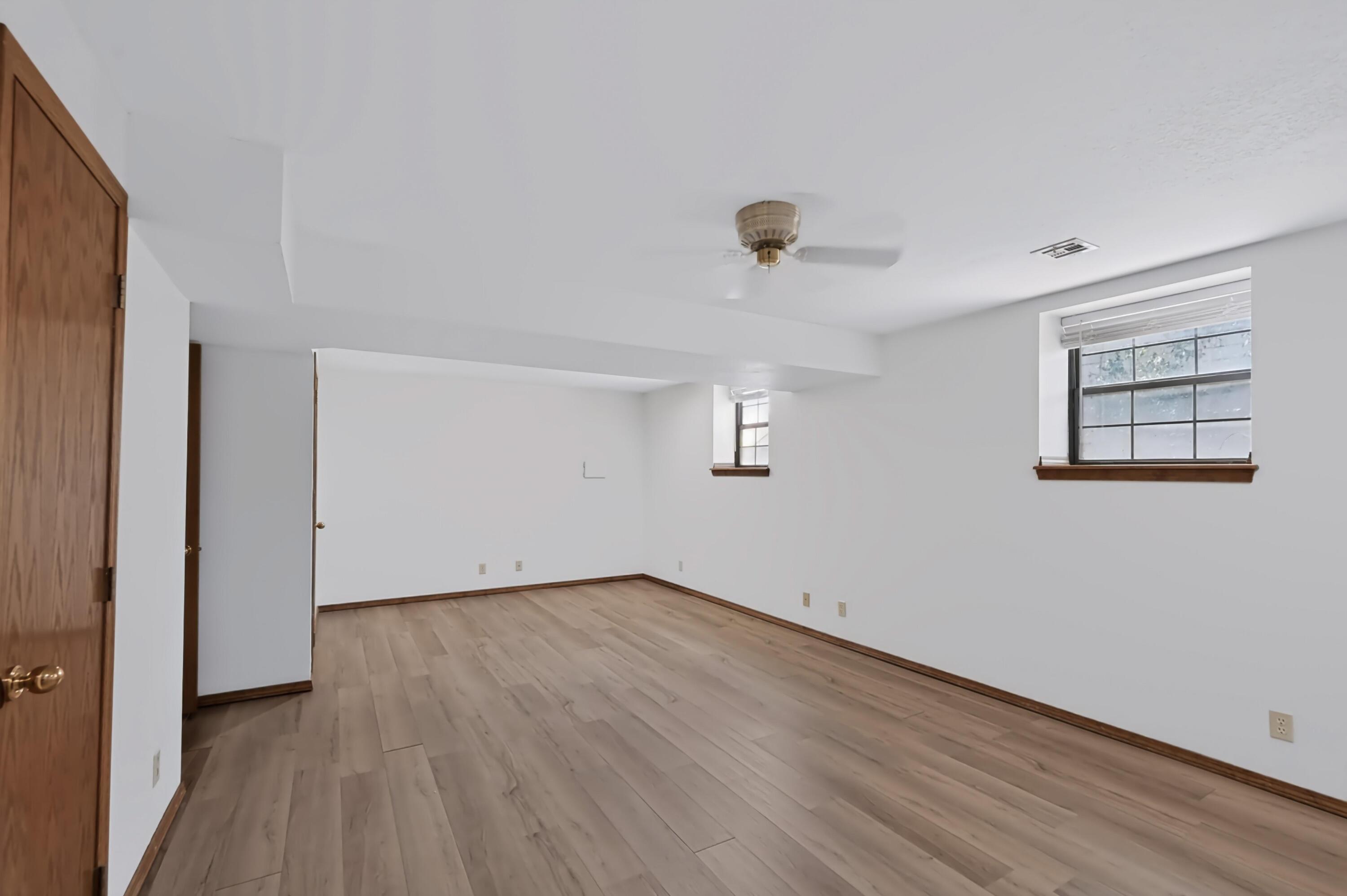 3807 Castle Rock Drive Property Photo 44