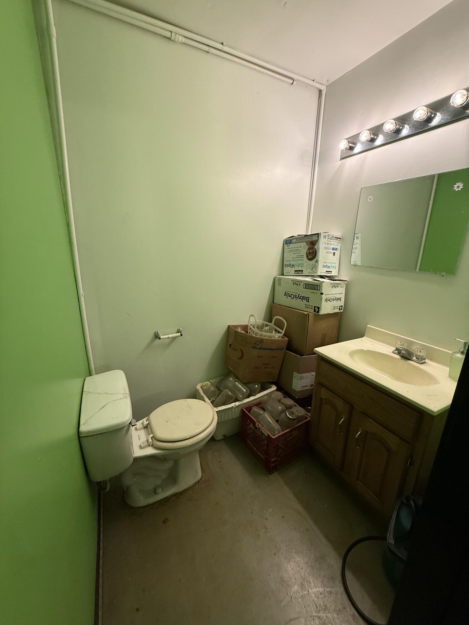 615 West Benton Street Property Photo 66