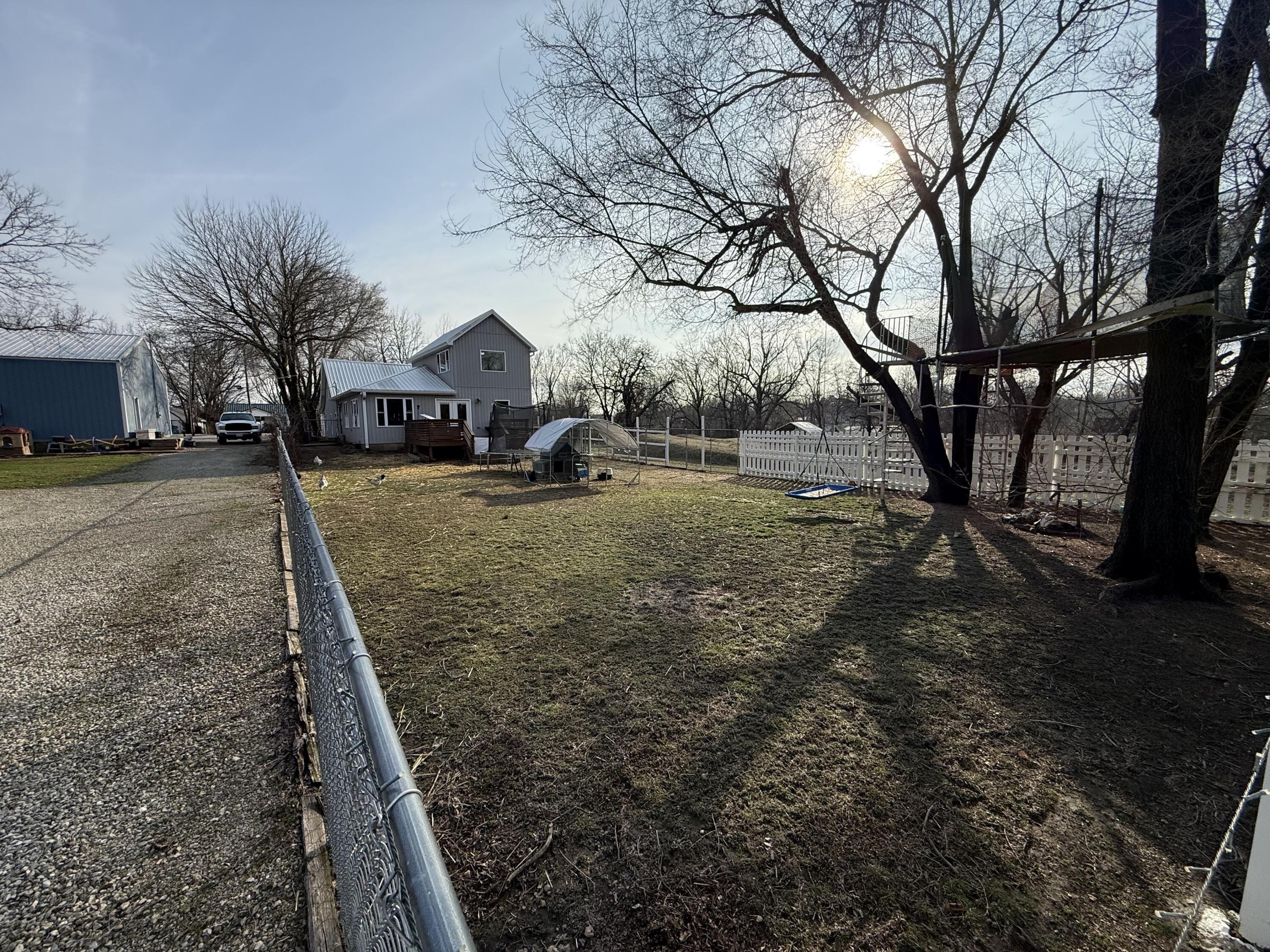 615 West Benton Street Property Photo 77
