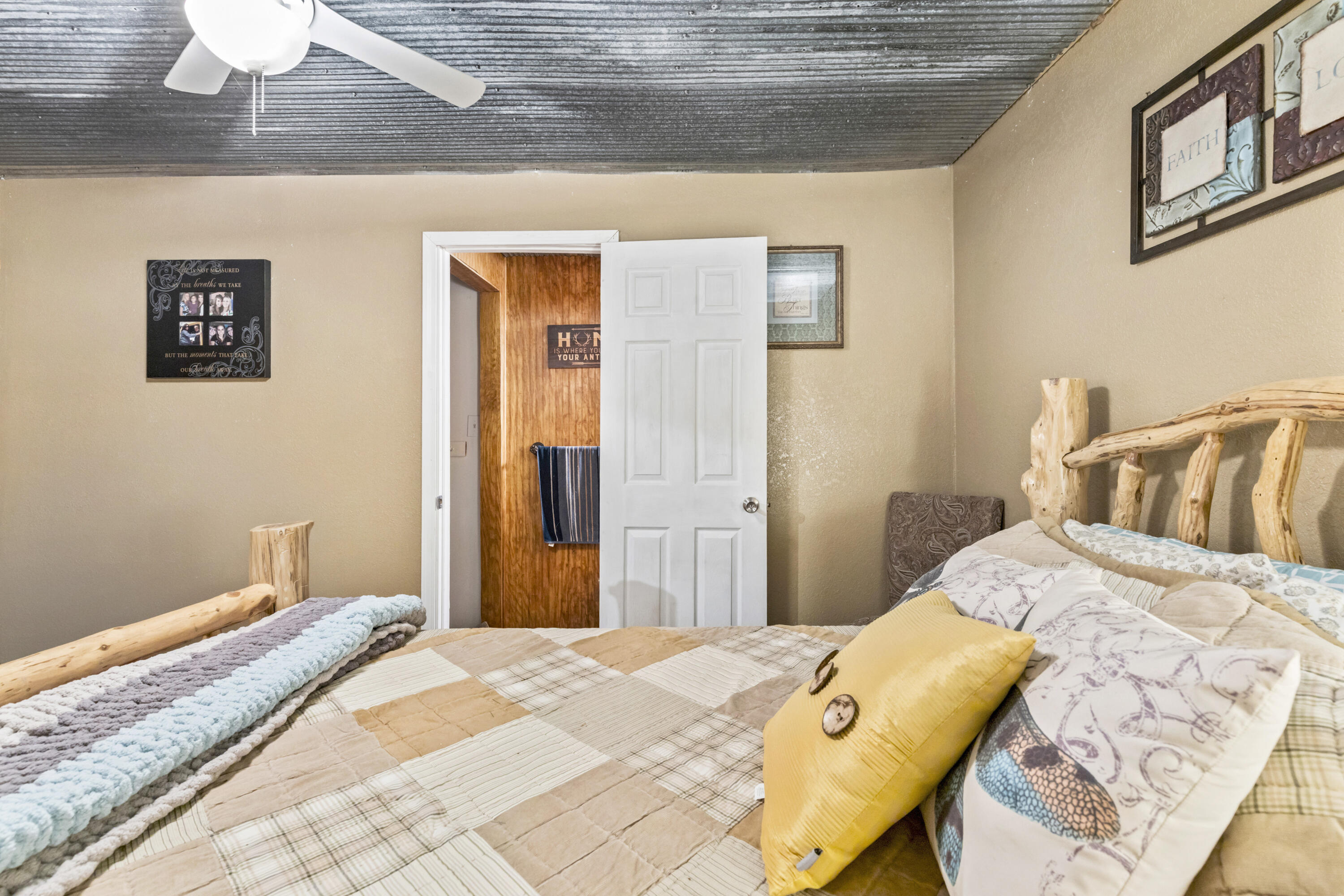 18275 New Hermitage Drive Property Photo 37