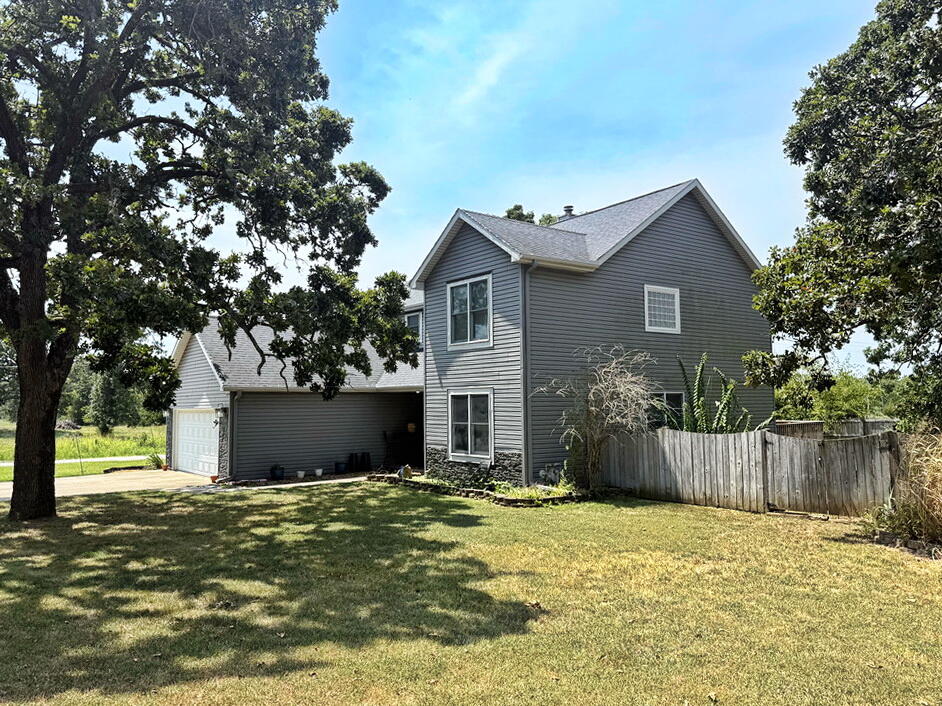 18976 South 1485 Road Property Photo 3