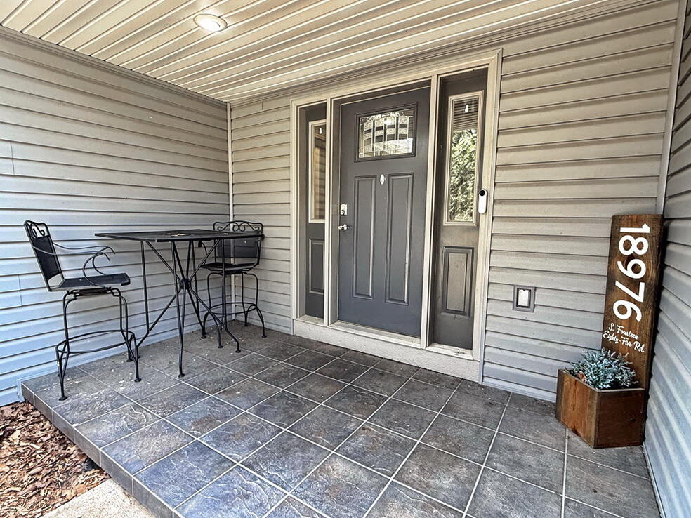 18976 South 1485 Road Property Photo 4