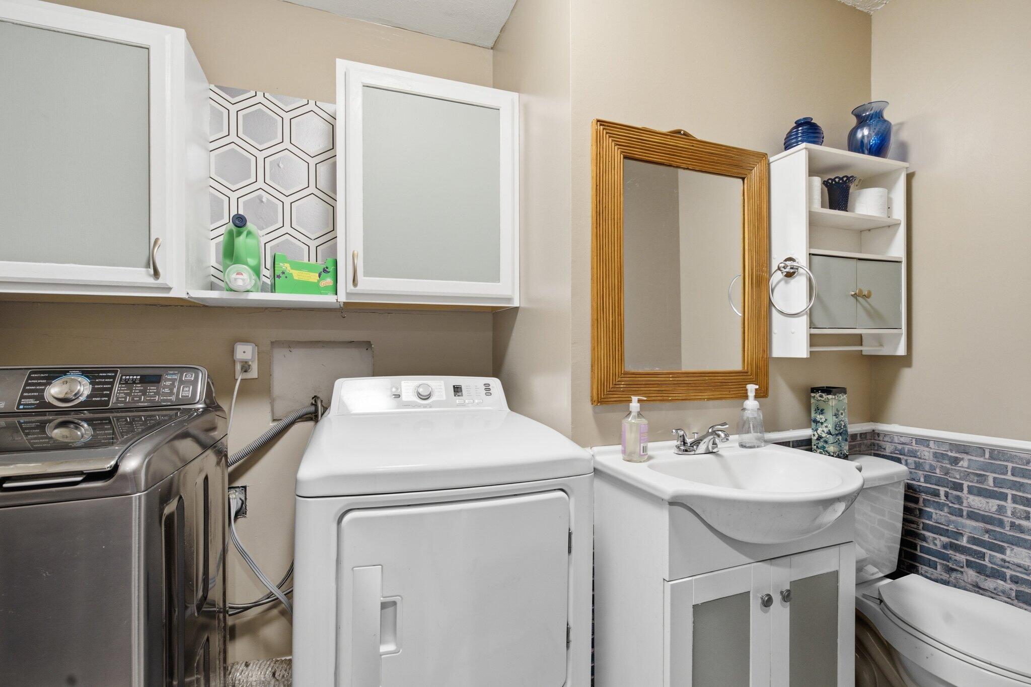414 Harrison Street Property Photo 12