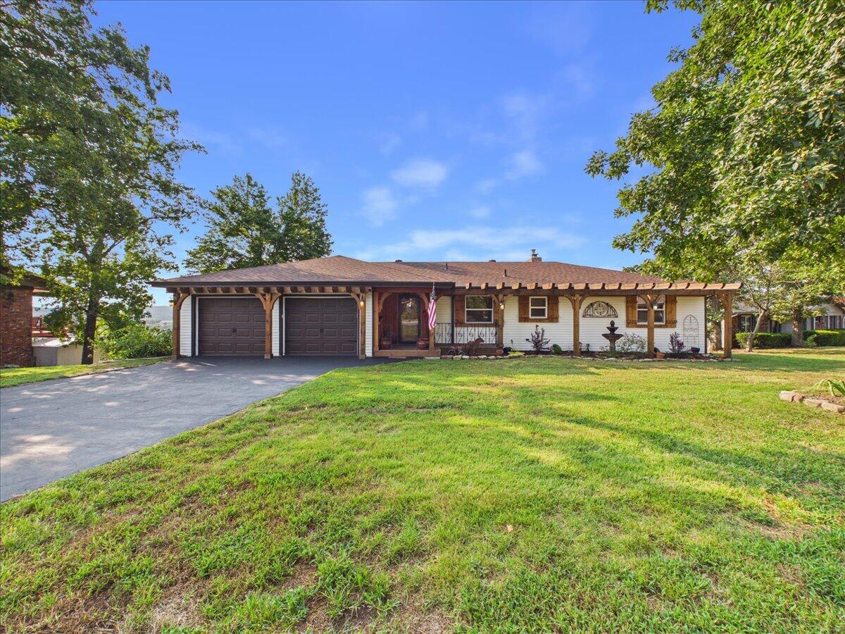 38 Skyline Drive Property Photo 7